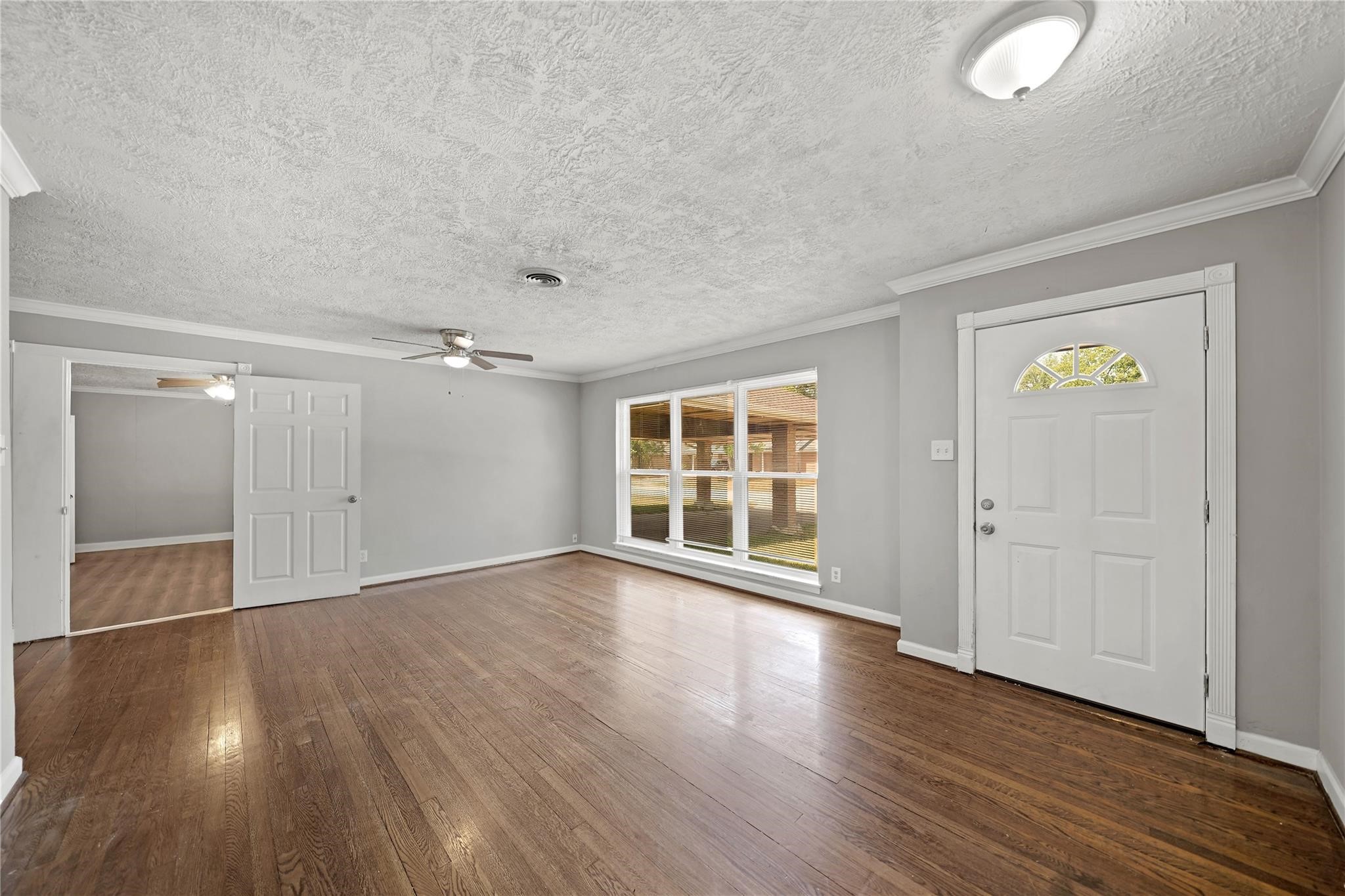 2835 Dragonwick Drive, Houston, TX 77045
