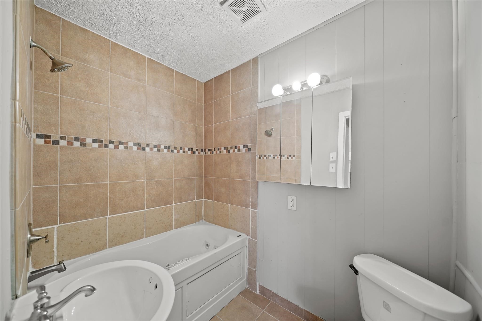 2835 Dragonwick Drive, Houston, TX 77045