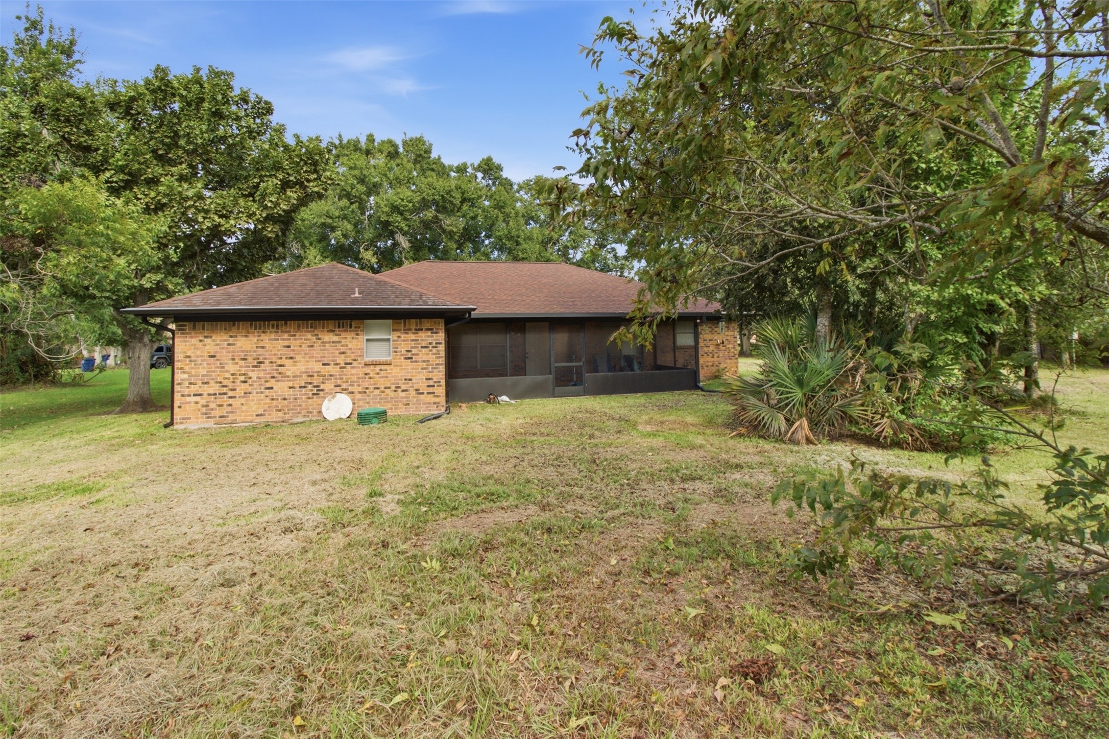 110 S Bow Drive, Jones Creek, TX 77541