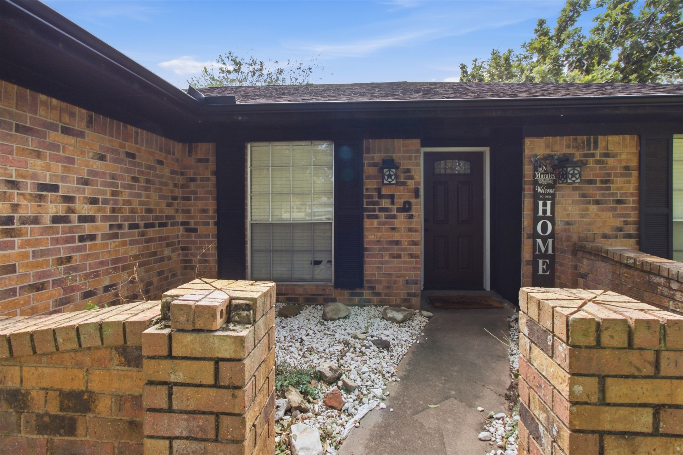 110 S Bow Drive, Jones Creek, TX 77541