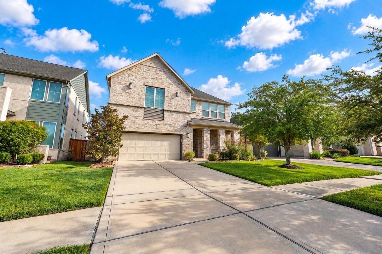 13211 Terania Cliff Trace, Houston, TX 77059