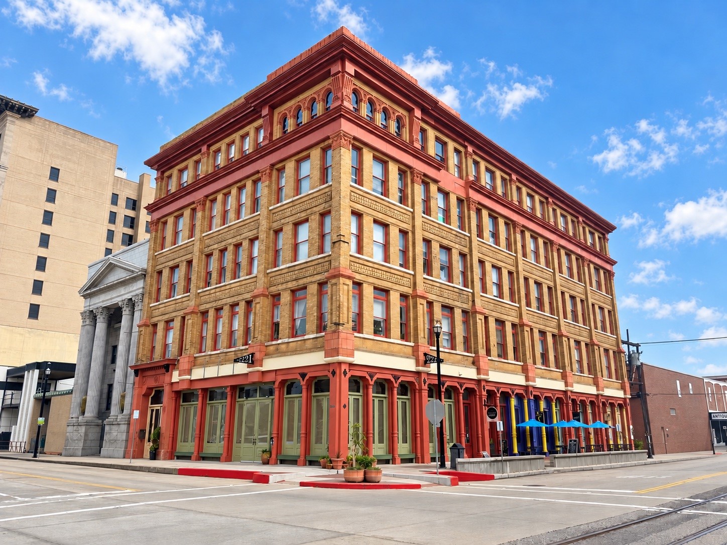 2221 Market St Street, #504, Galveston, TX 77550
