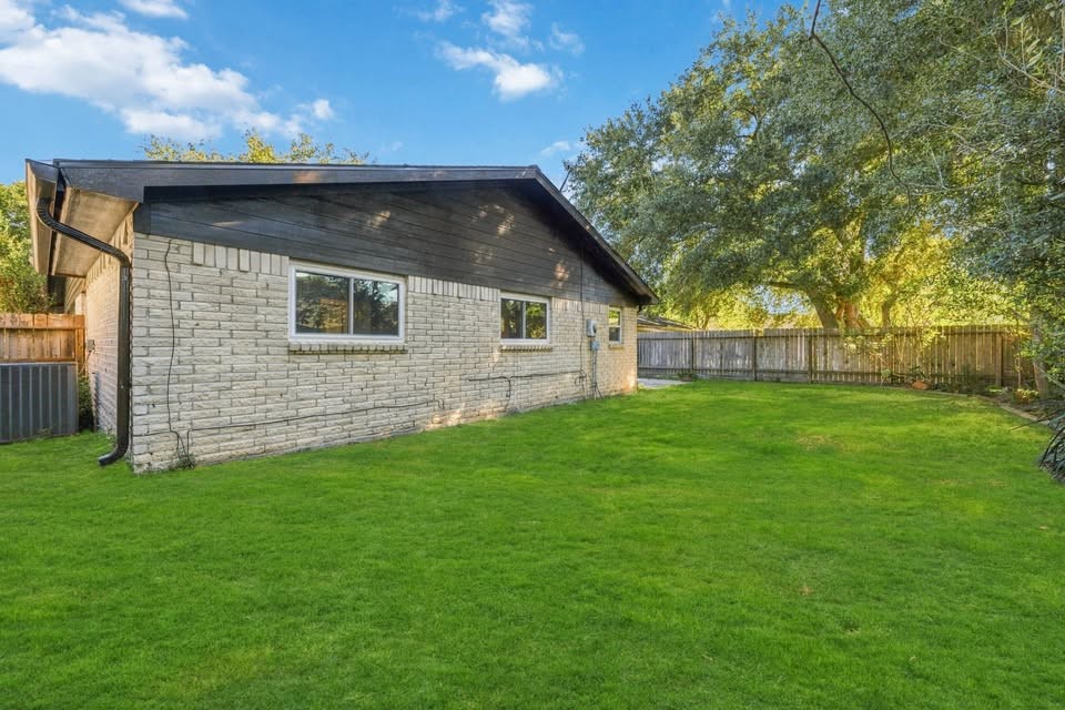 2103 Fall Meadow Drive, Missouri City, TX 77459