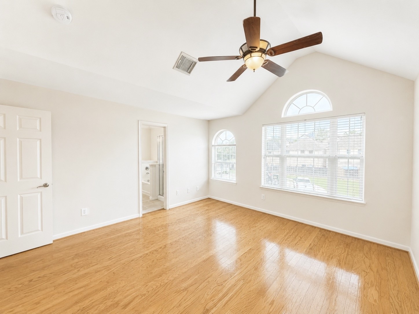 214 Plaza Del Sol Park, Houston, TX 77020