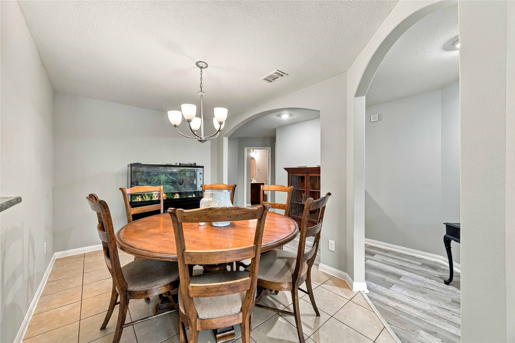 9415 Grand Spark Drive, Rosharon, TX 77583
