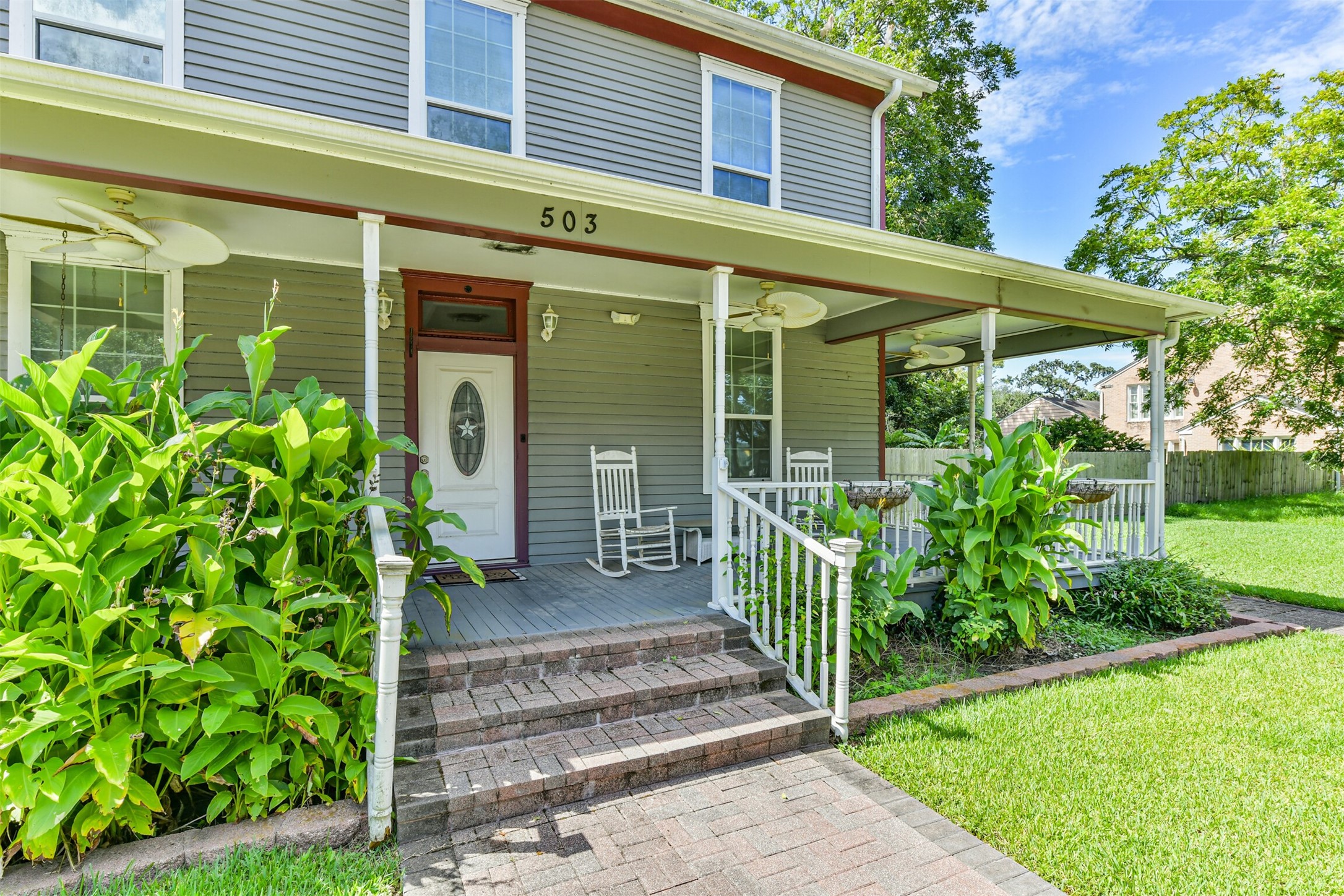 Step onto the welcoming front porch and into more than 135 years of Alvin history. Step onto the welcoming front porch and into more than 135 years of Alvin history.