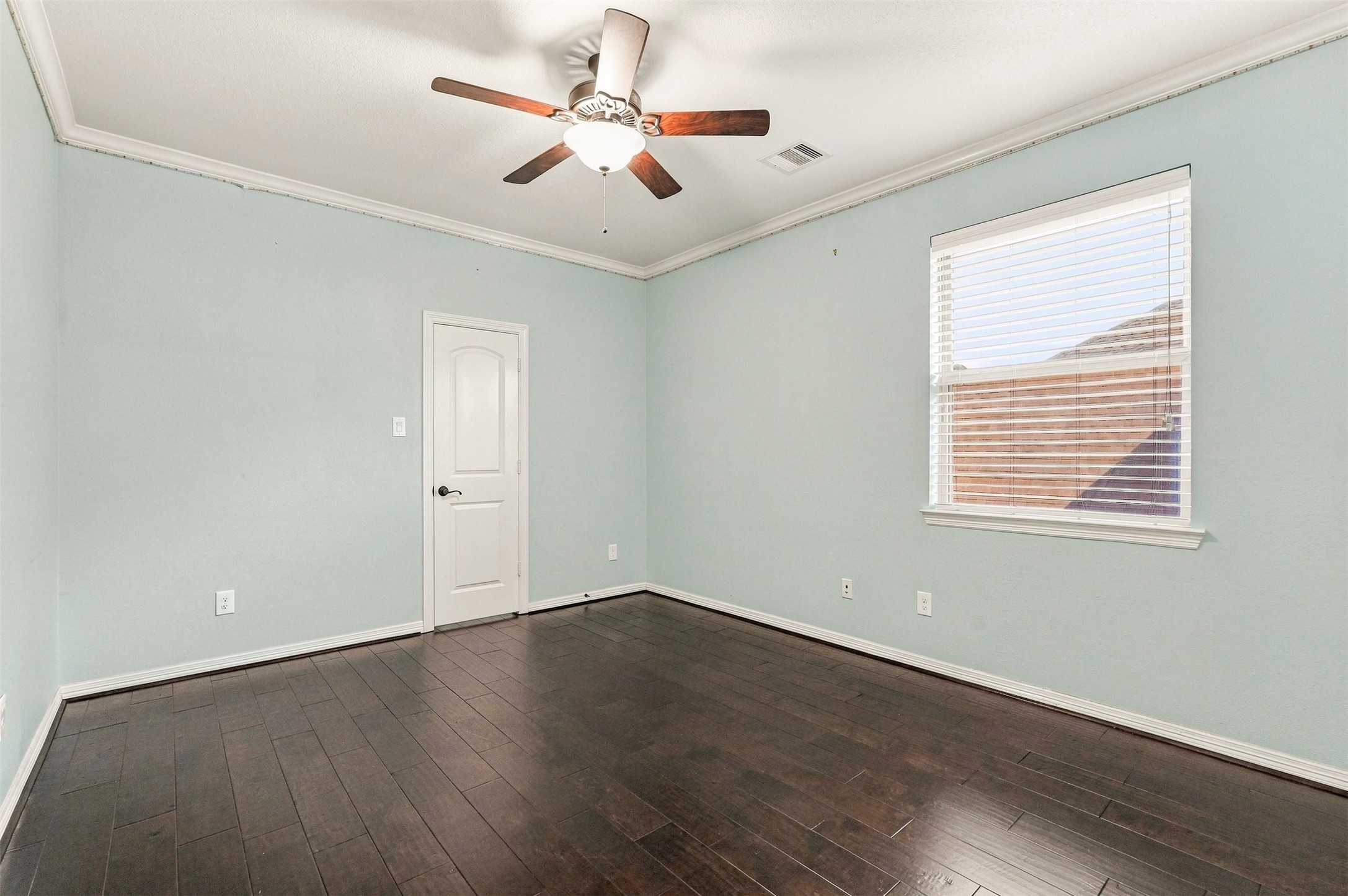 6315 Logan Creek Lane, Sugar Land, TX 77479