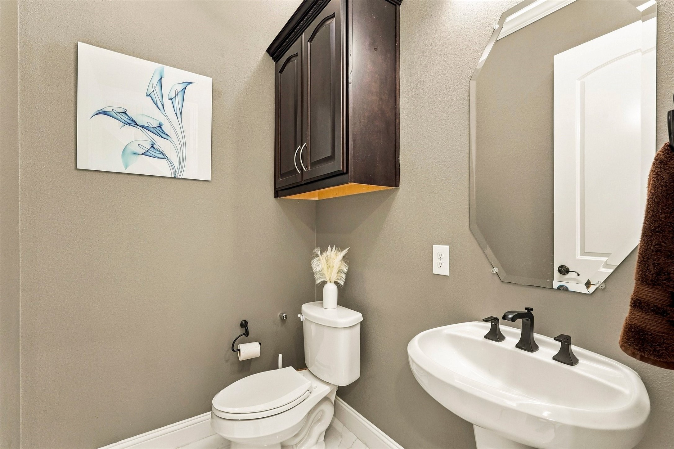 6315 Logan Creek Lane, Sugar Land, TX 77479