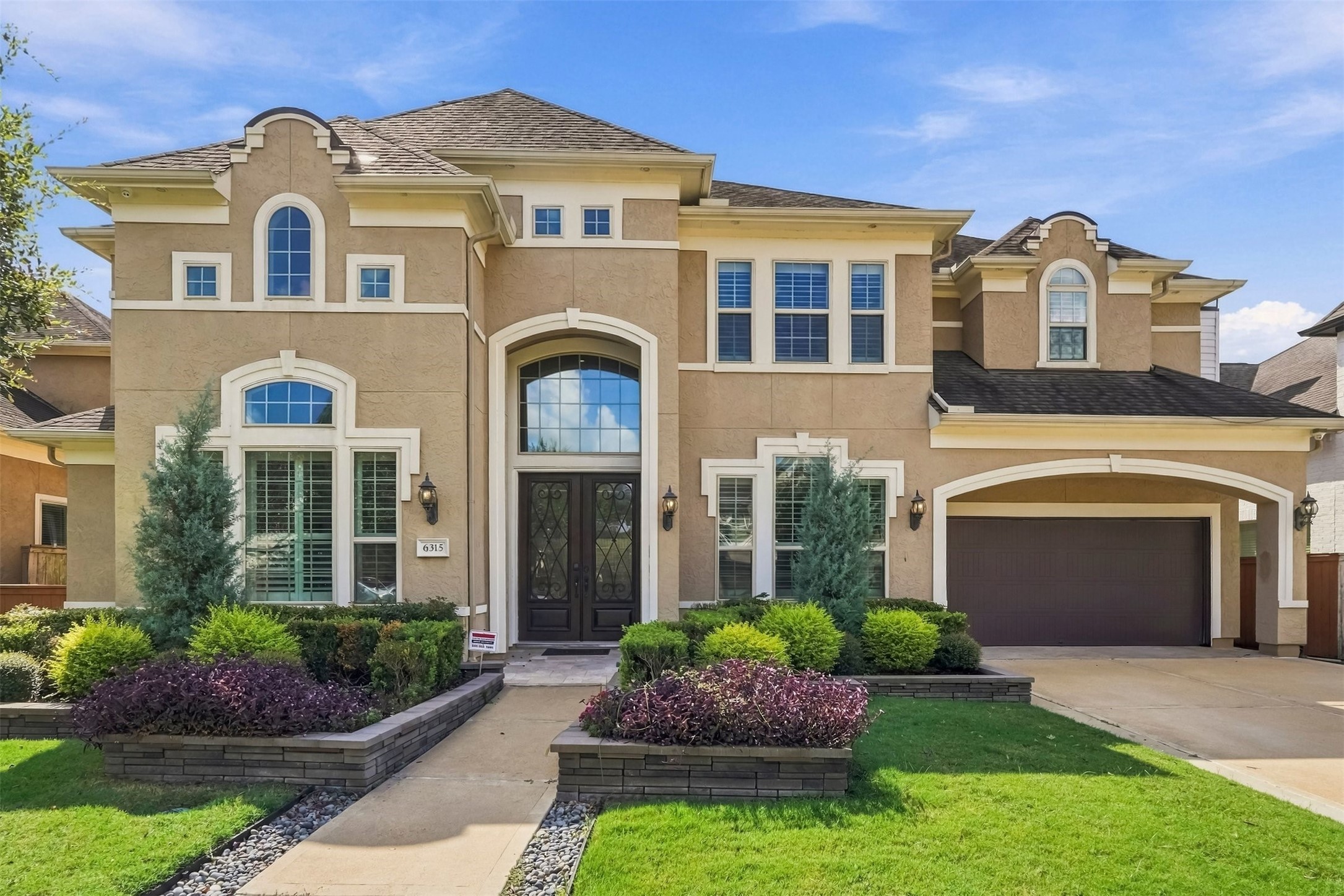 Call the Aida Younis Team today!