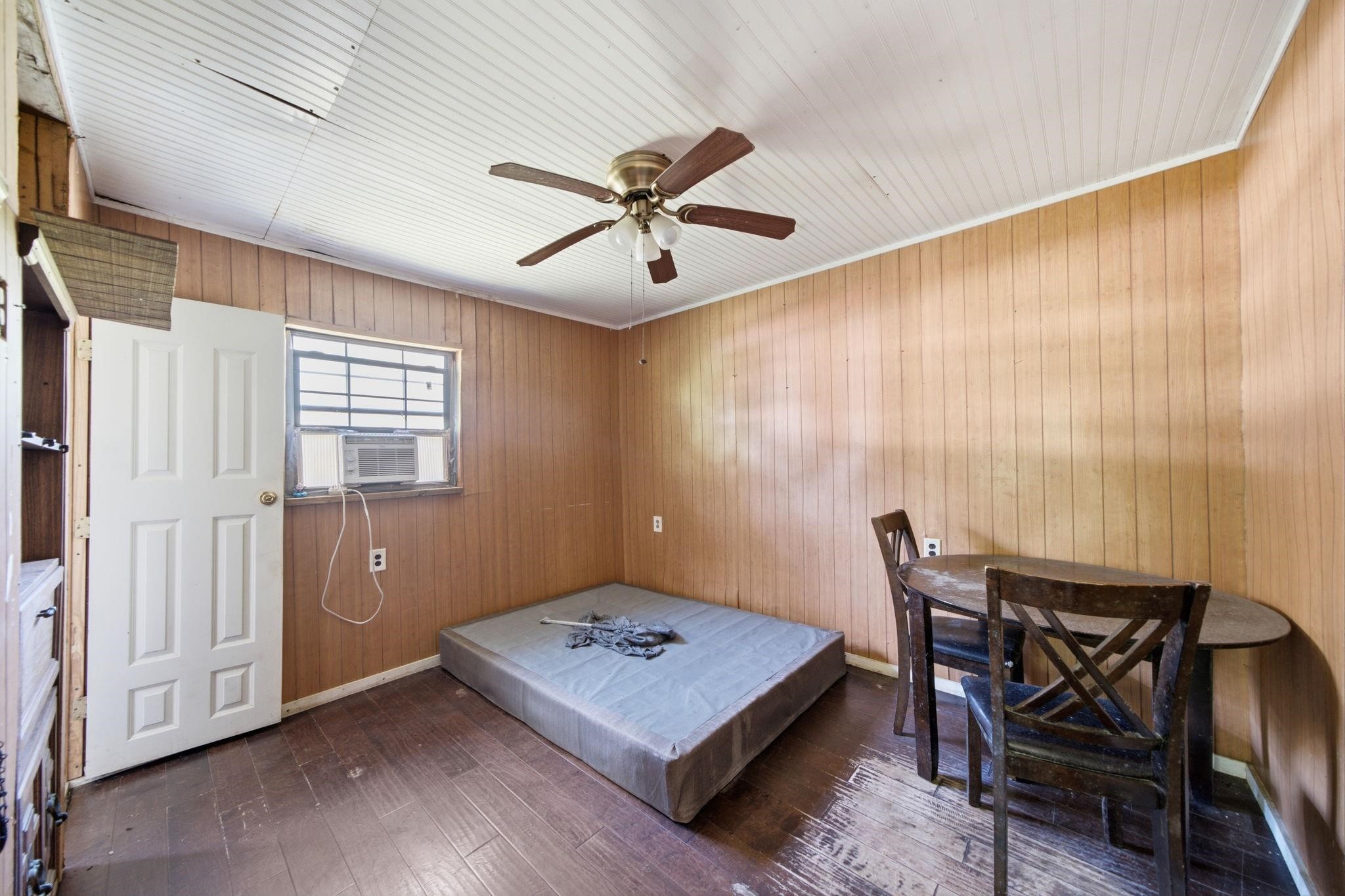 26730 Lantern Lane, New Caney, TX 77357