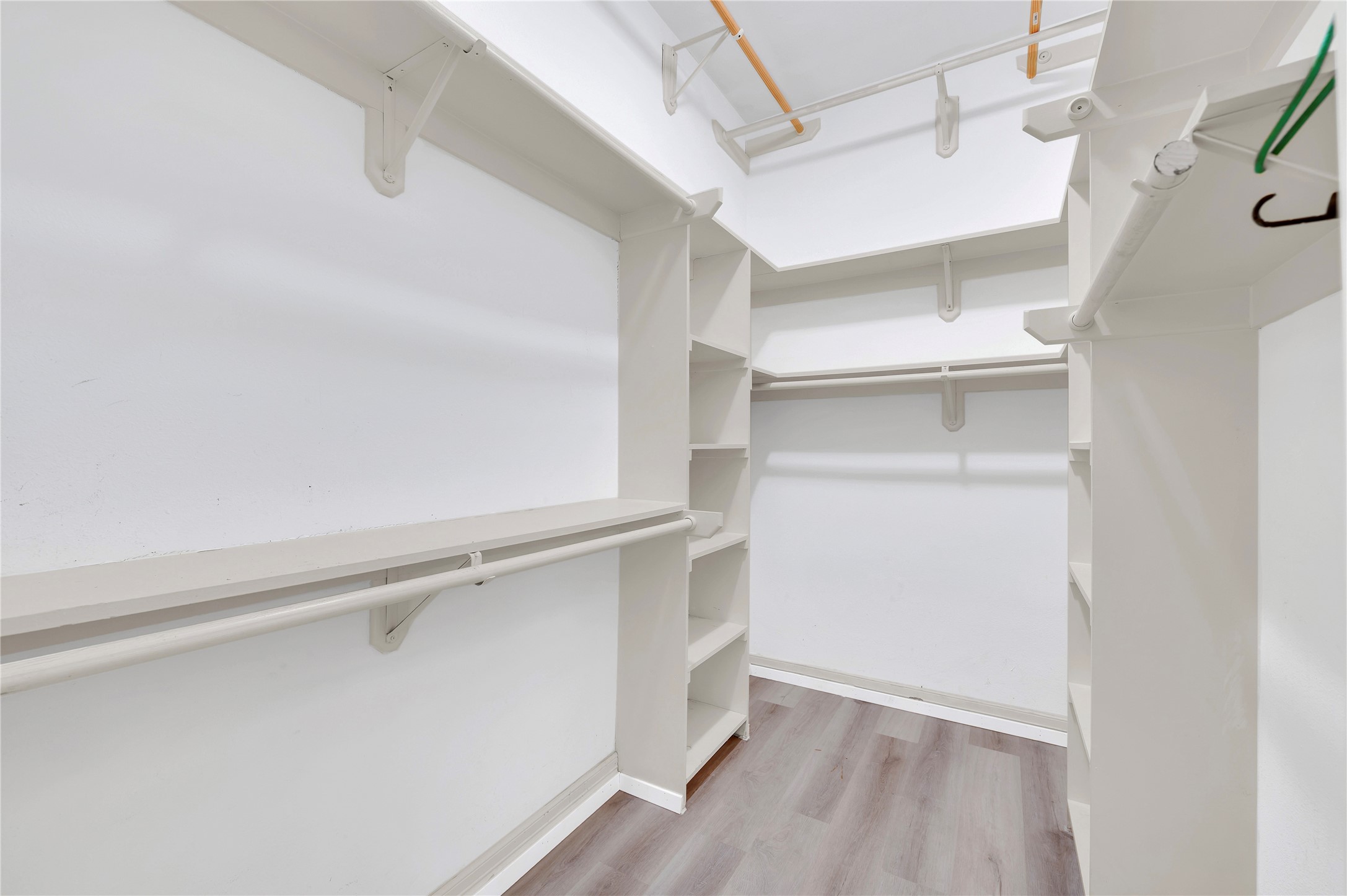 12422 Almeda Genoa Road, Houston, TX 77034