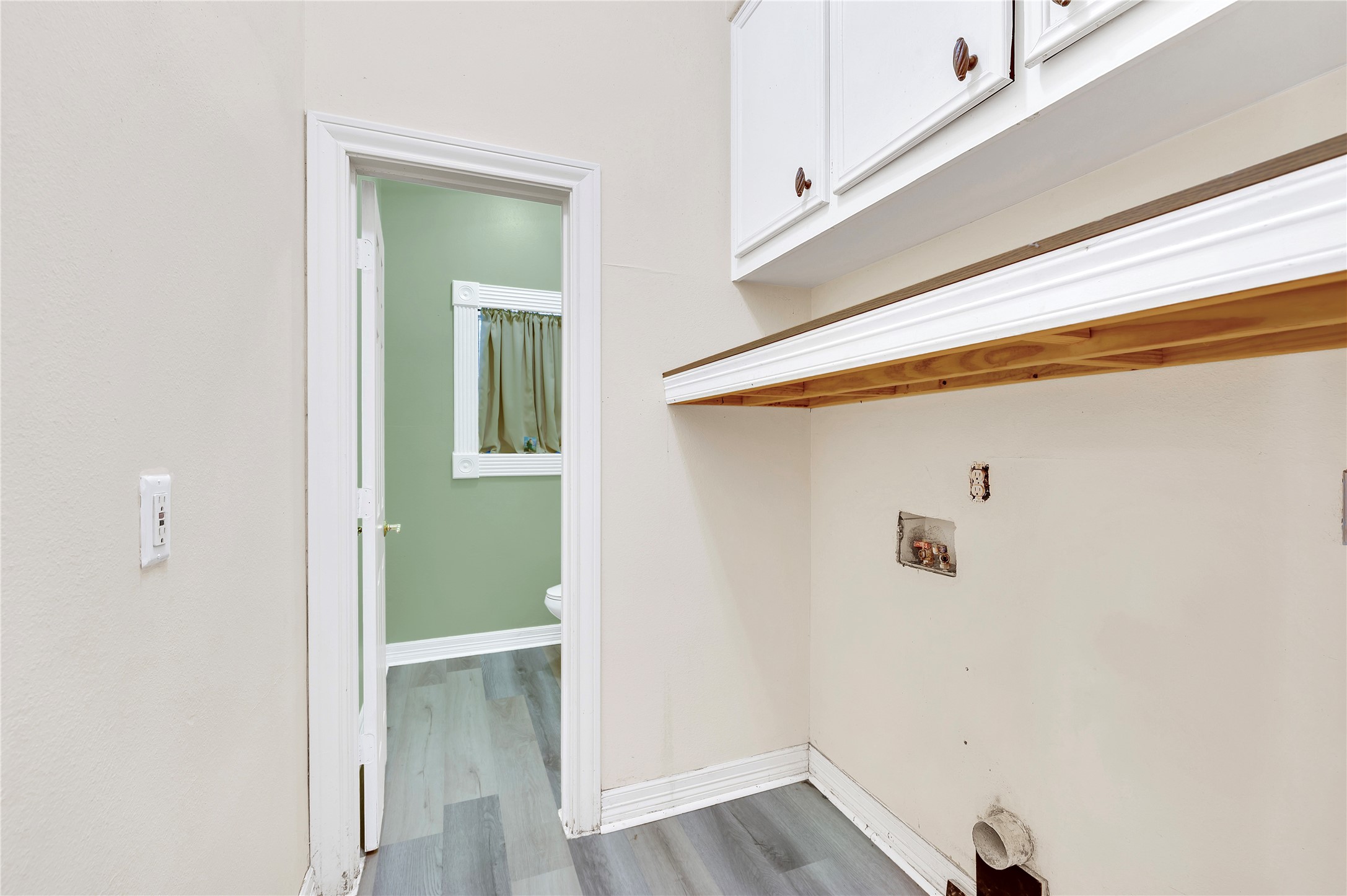 12422 Almeda Genoa Road, Houston, TX 77034