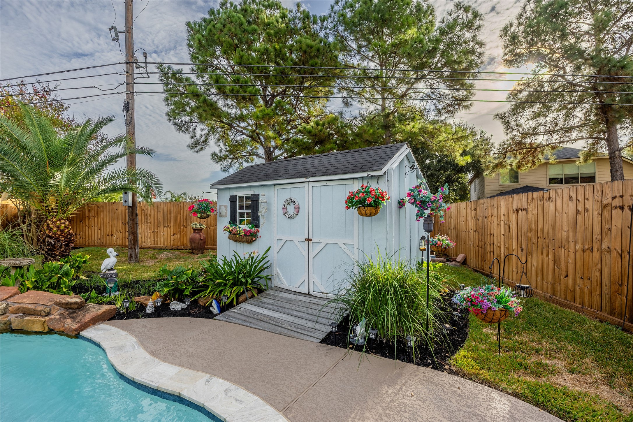 7222 Hazel Cove Drive, Houston, TX 77095