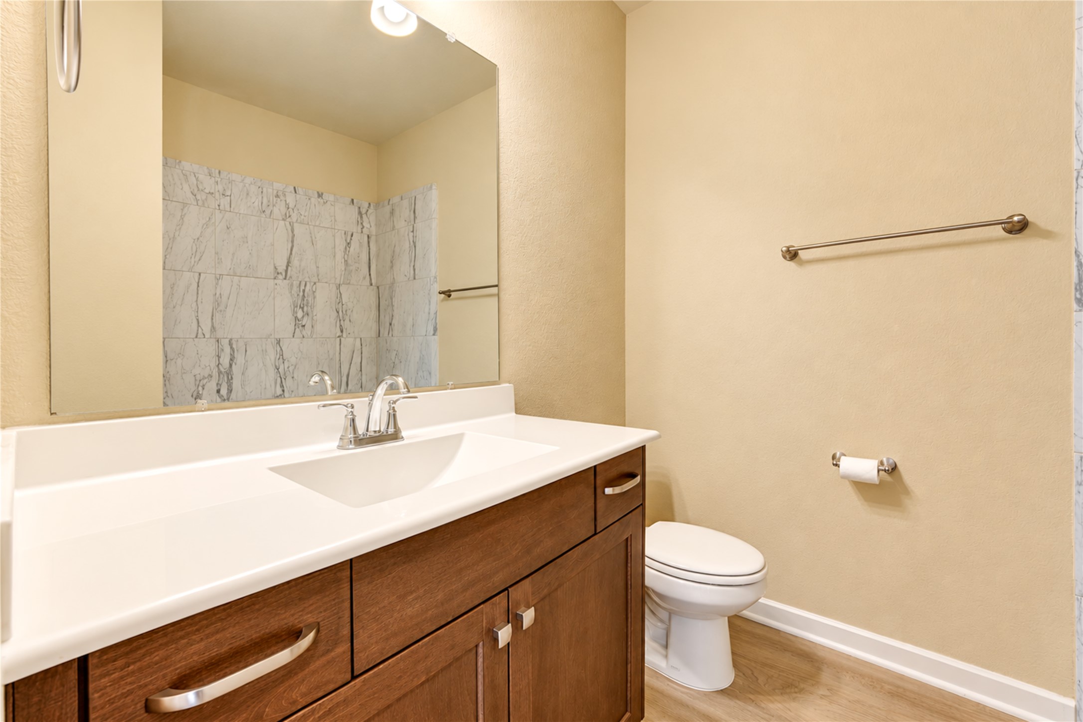 2nd bathroom
