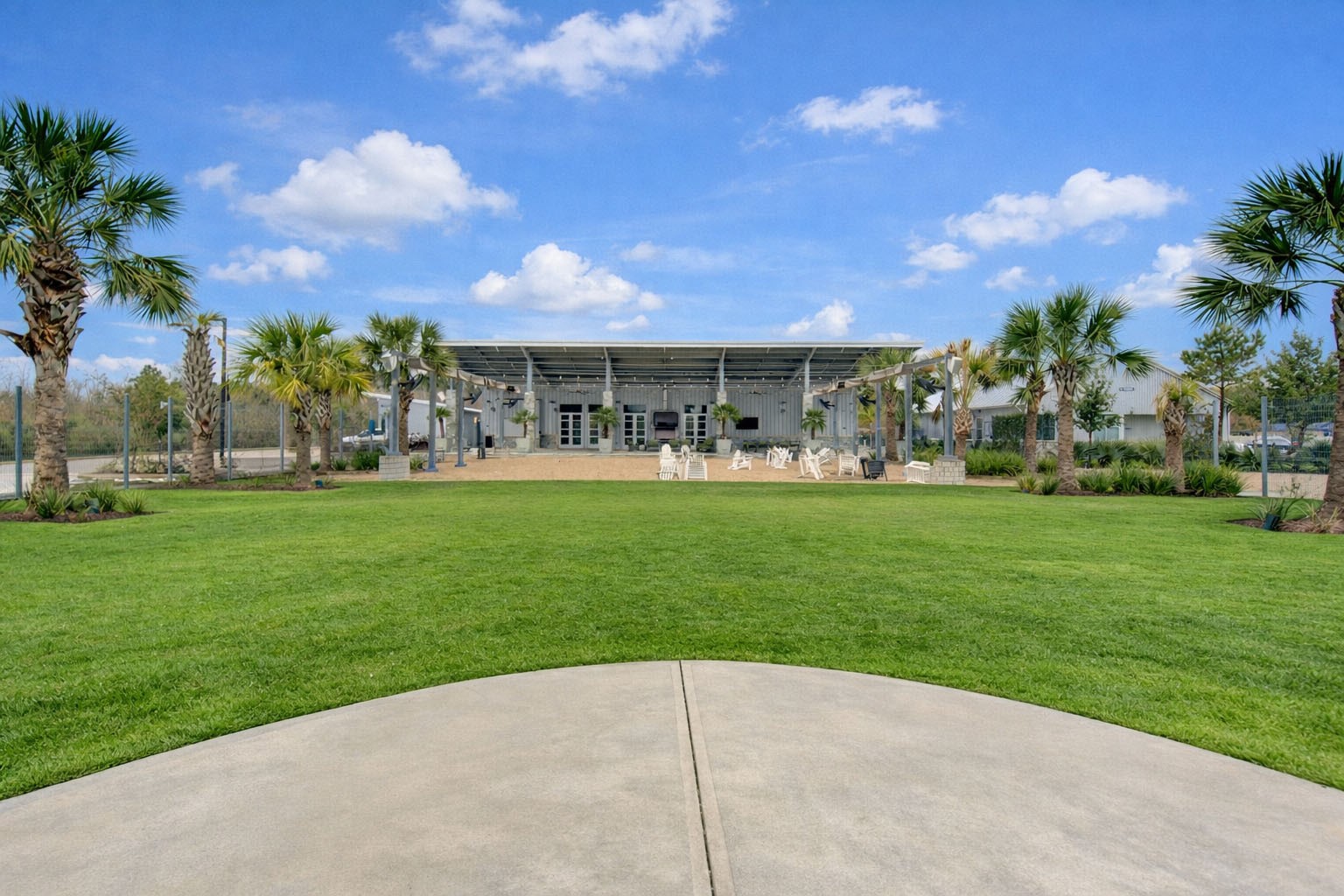 10147 Bayou Oaks Drive, Conroe, TX 77385