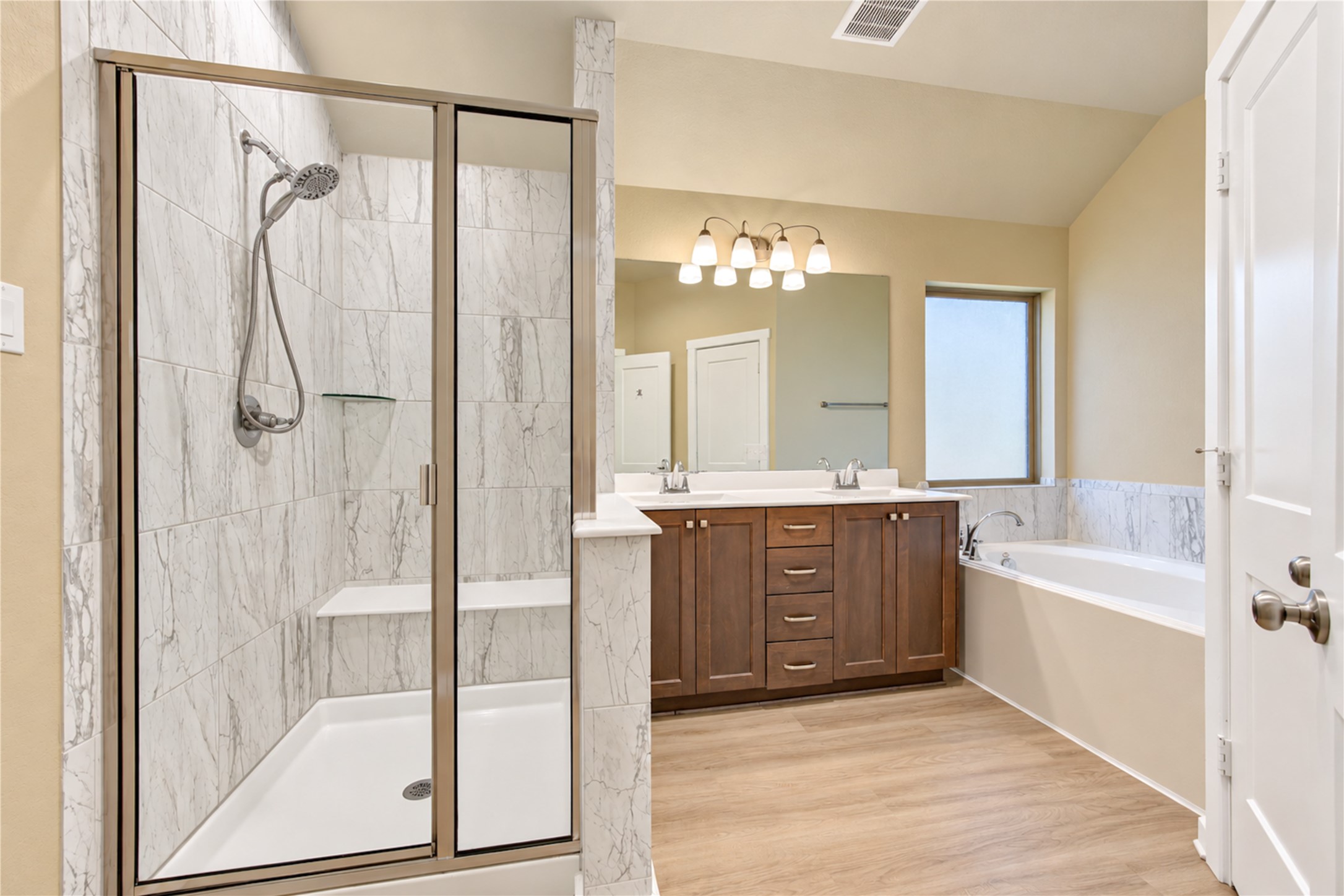 10147 Bayou Oaks Drive, Conroe, TX 77385