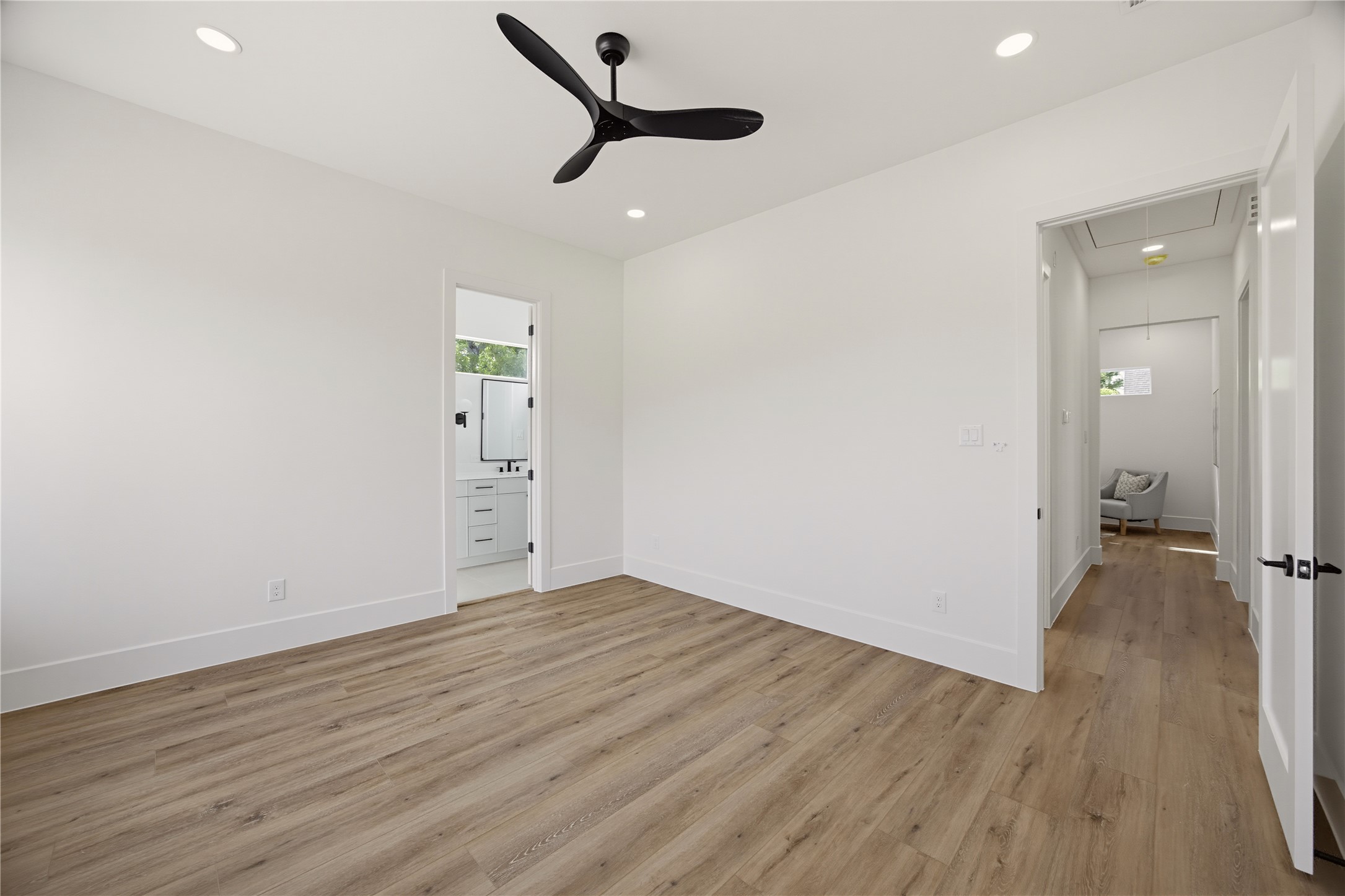 1004 E 35th Street, Houston, TX 77022