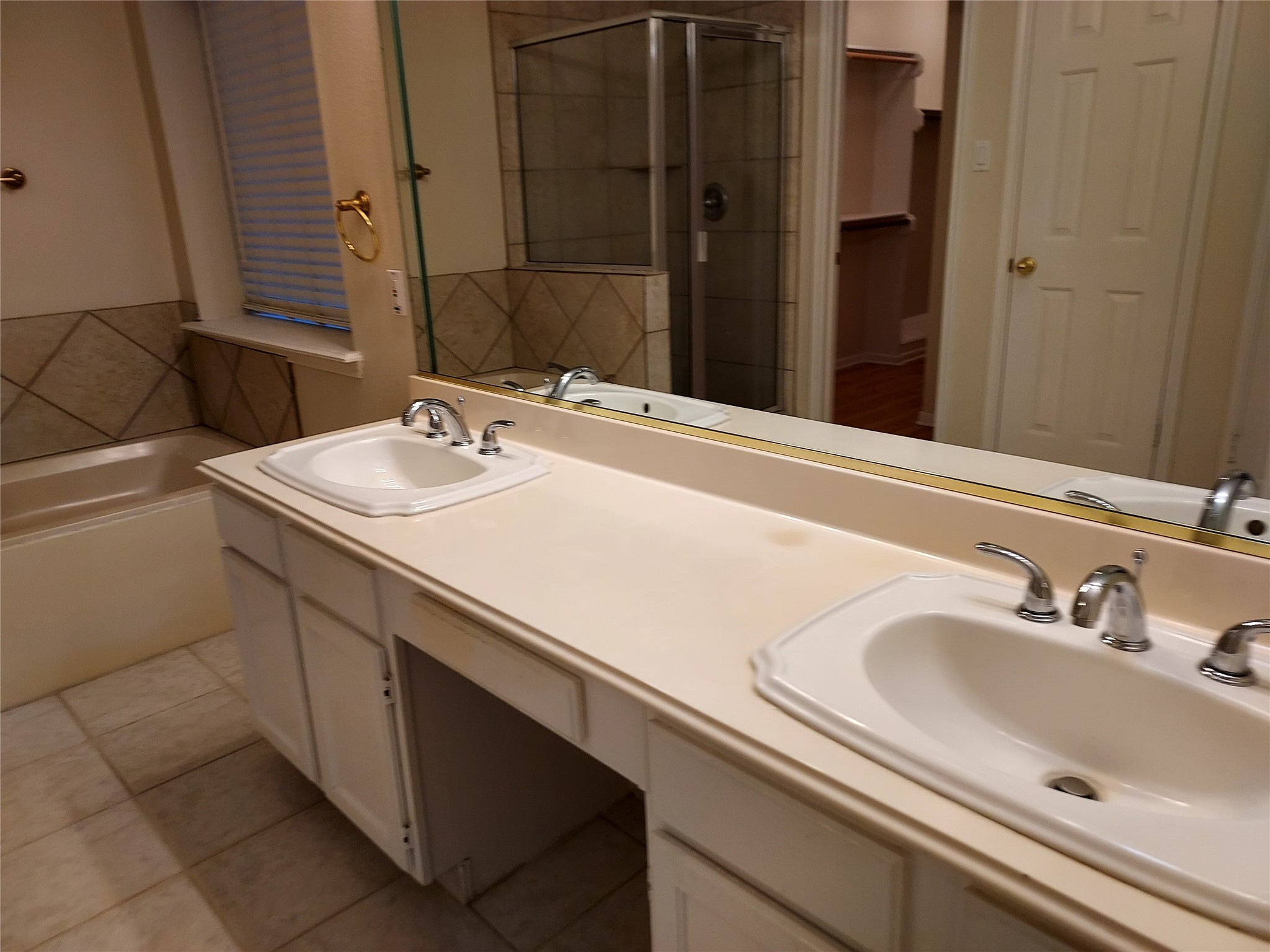 10611 Vandercroft Court, Houston, TX 77070