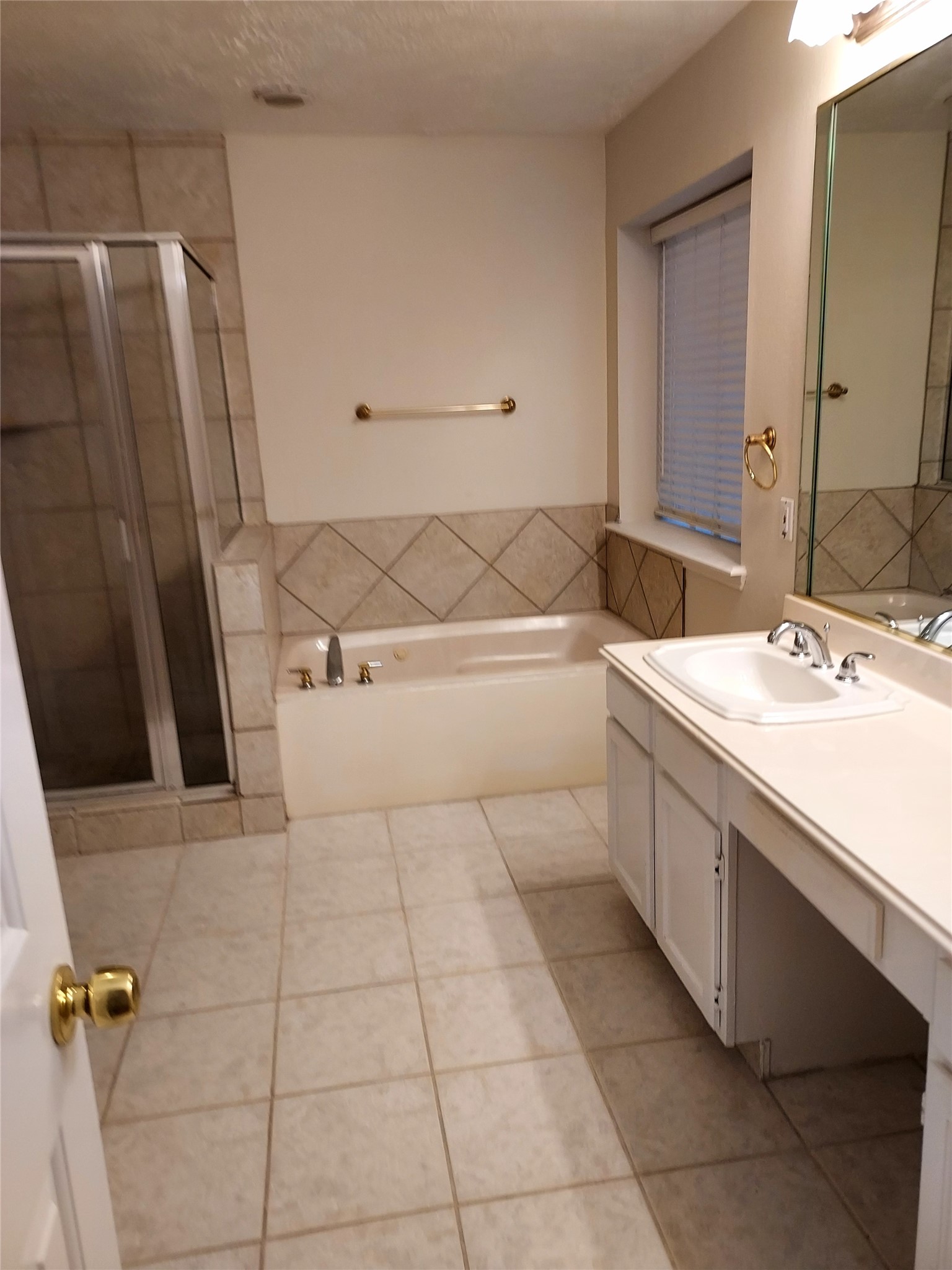10611 Vandercroft Court, Houston, TX 77070