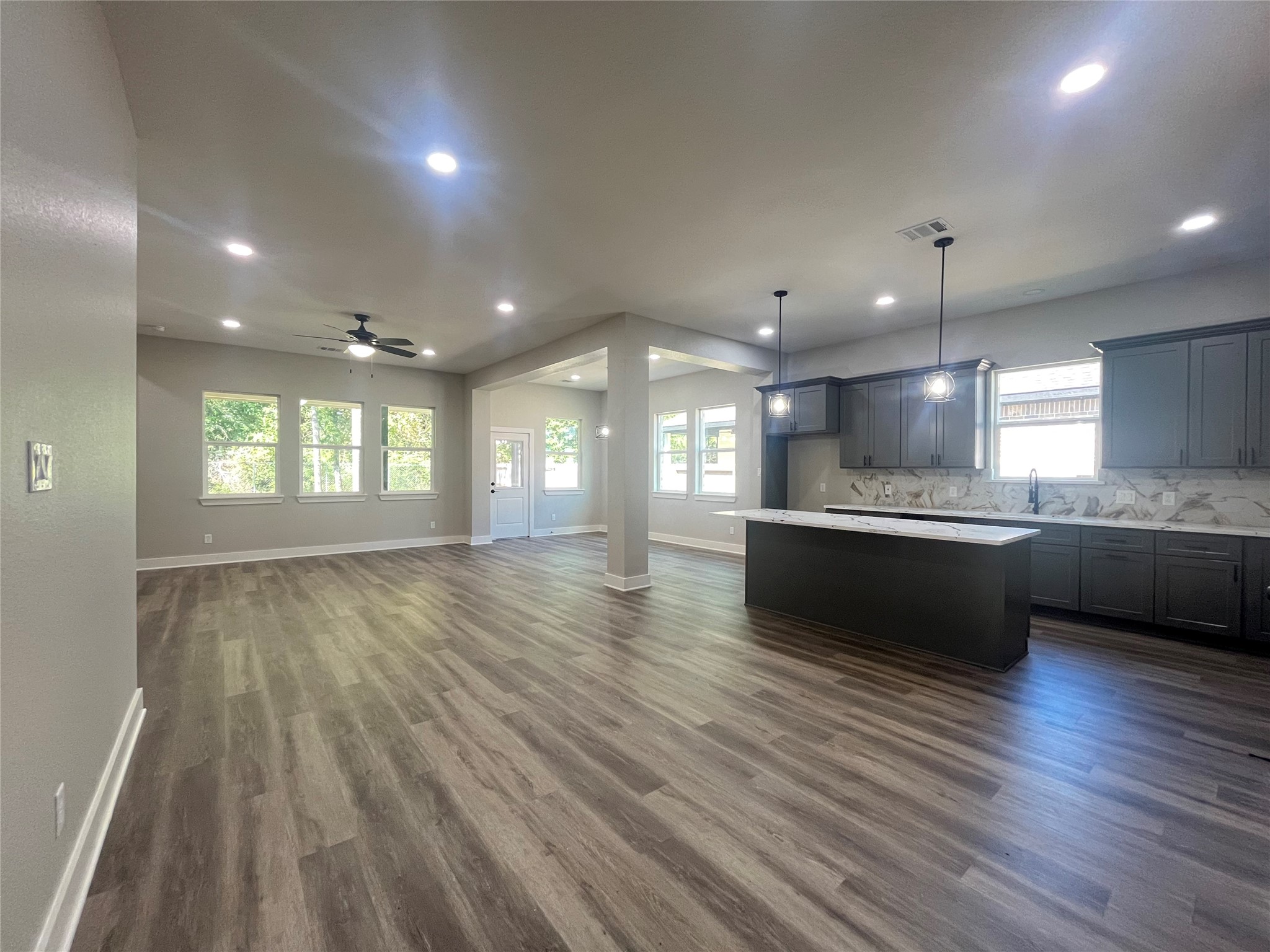 28807 Champion Oak bright open living