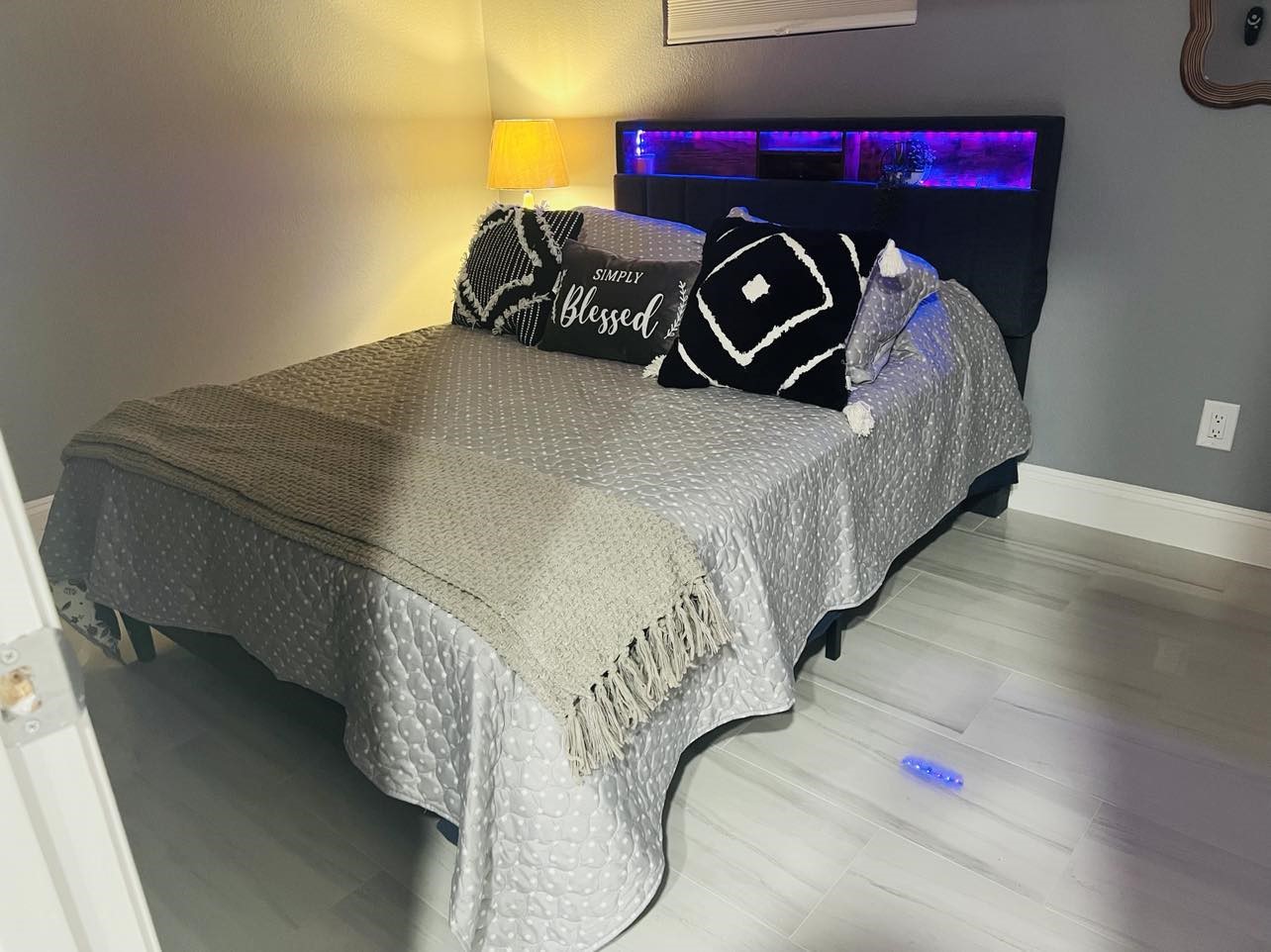 Garage Apartment Bedroom (Bedroom 6)