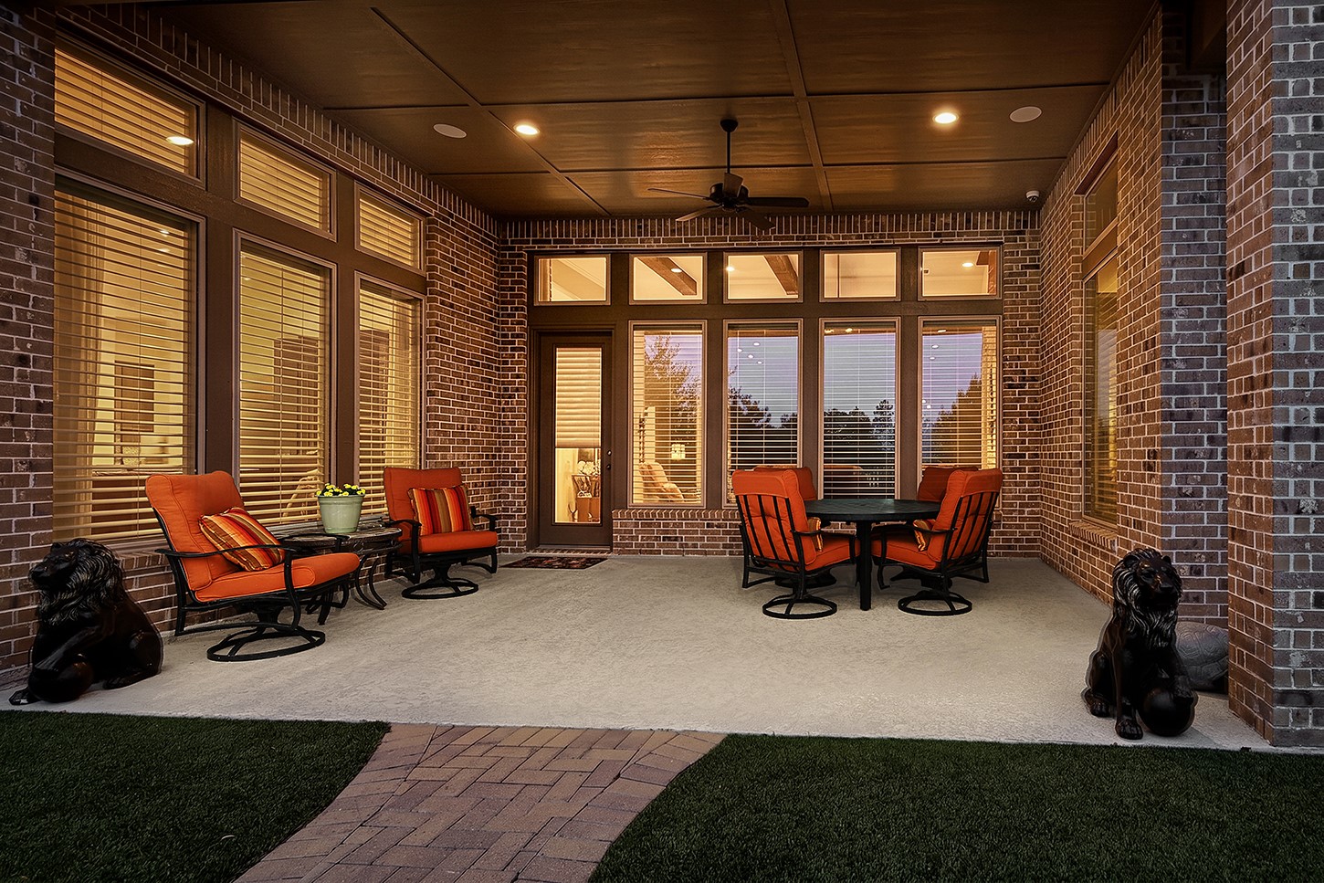 15310 Viviente Drive, Conroe, TX 77302