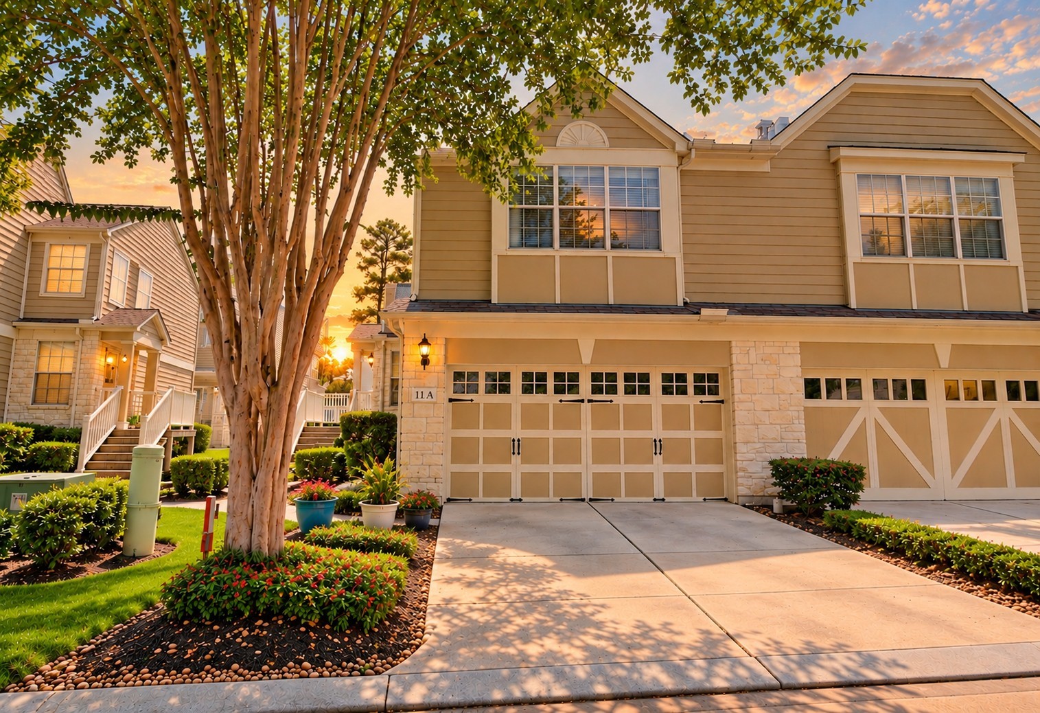 Charming 2 bedroom / 2 bath condo in a gated  tree-lined neighborhood.