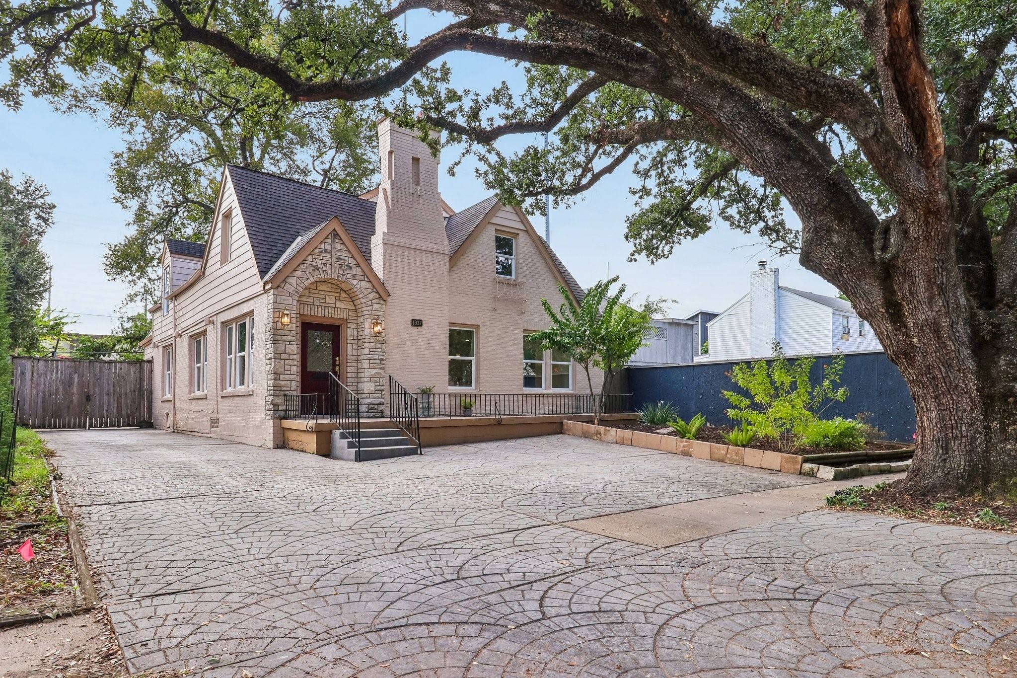 1937 Lexington Street, Houston, TX 77098