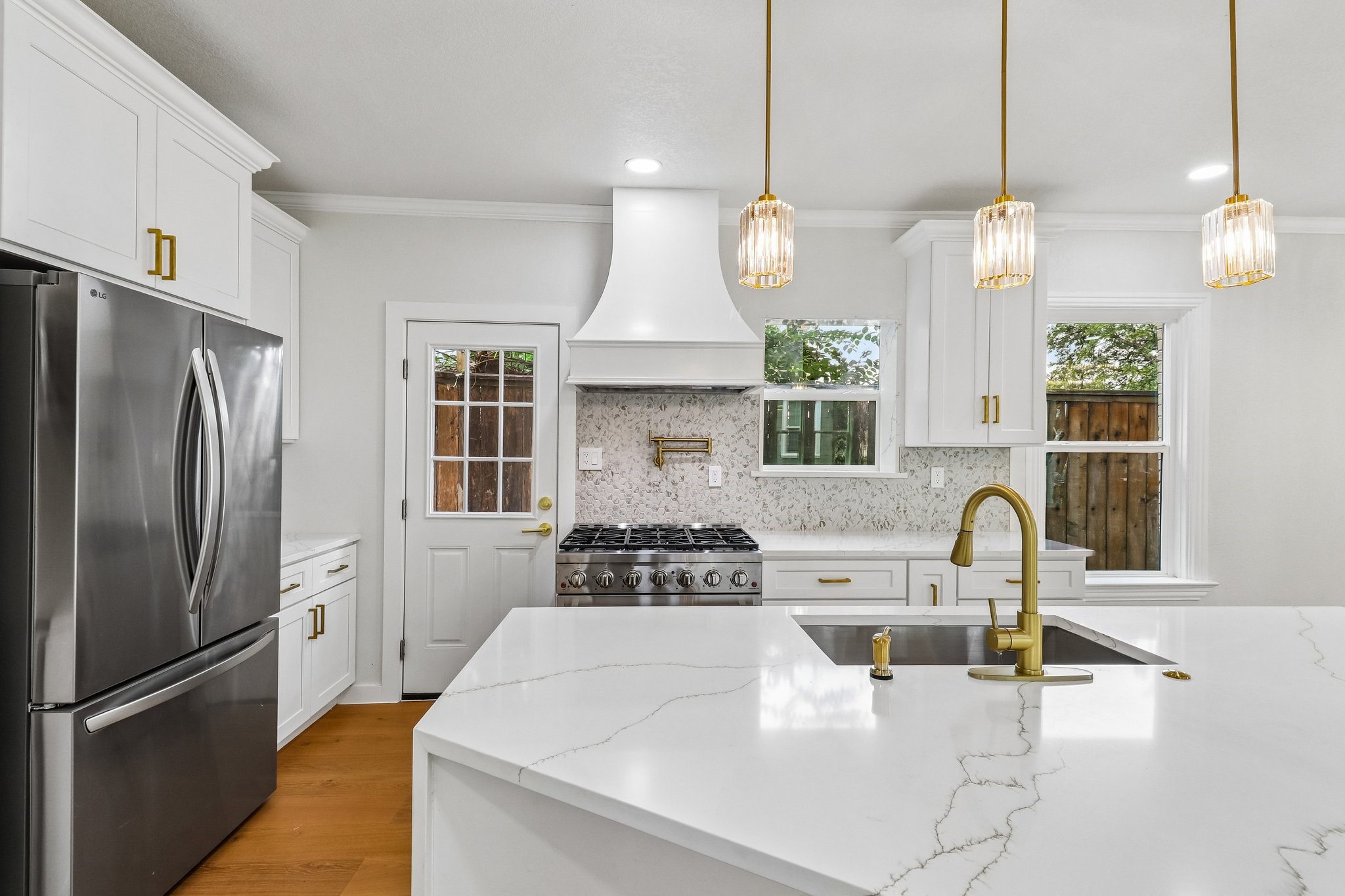 1937 Lexington Street, Houston, TX 77098 1937 Lexington Street, Houston, TX 77098