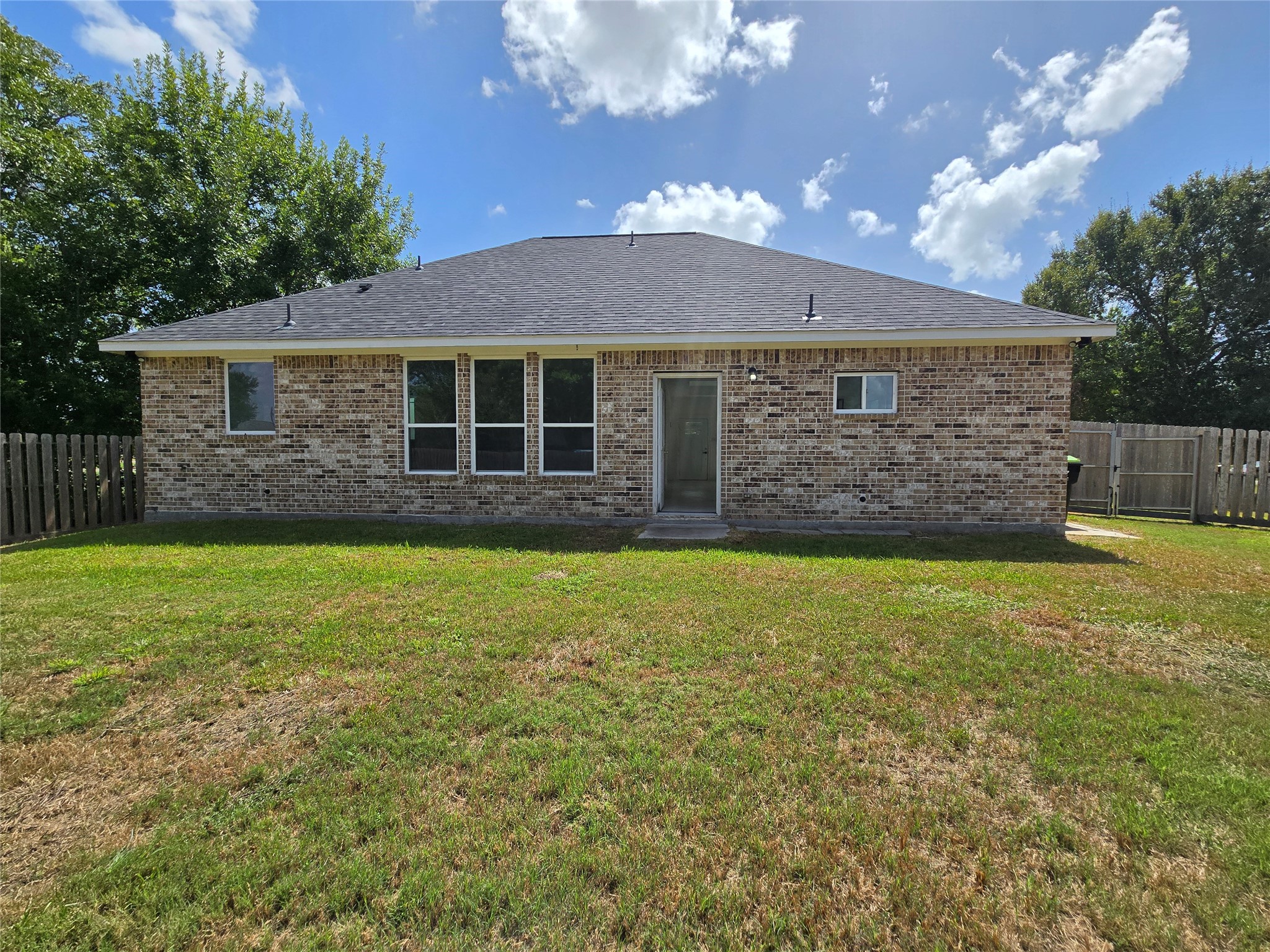 14015 Raska Street, Needville, TX 77461