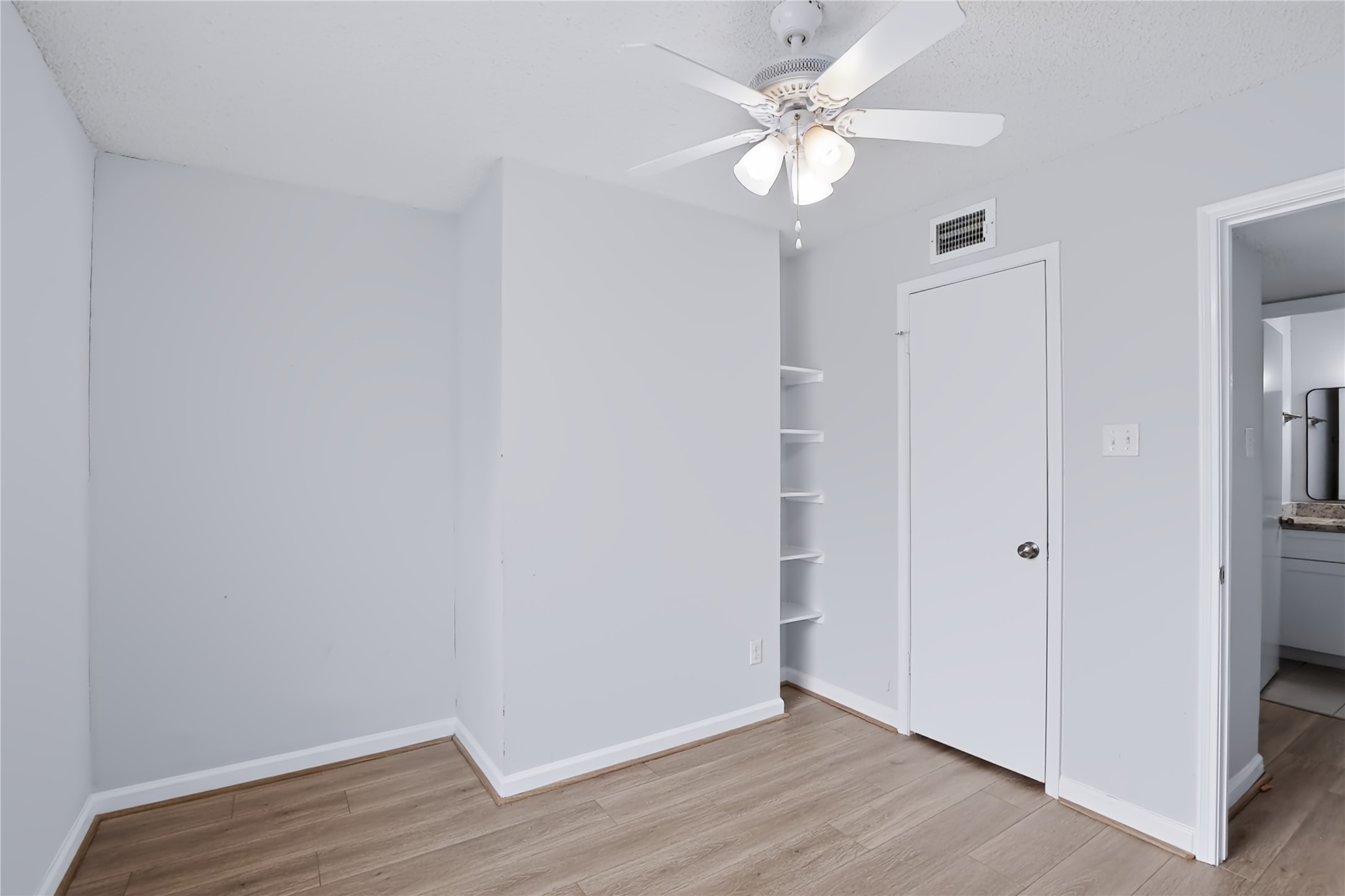 2750 Holly Hall Street, #510, Houston, TX 77054
