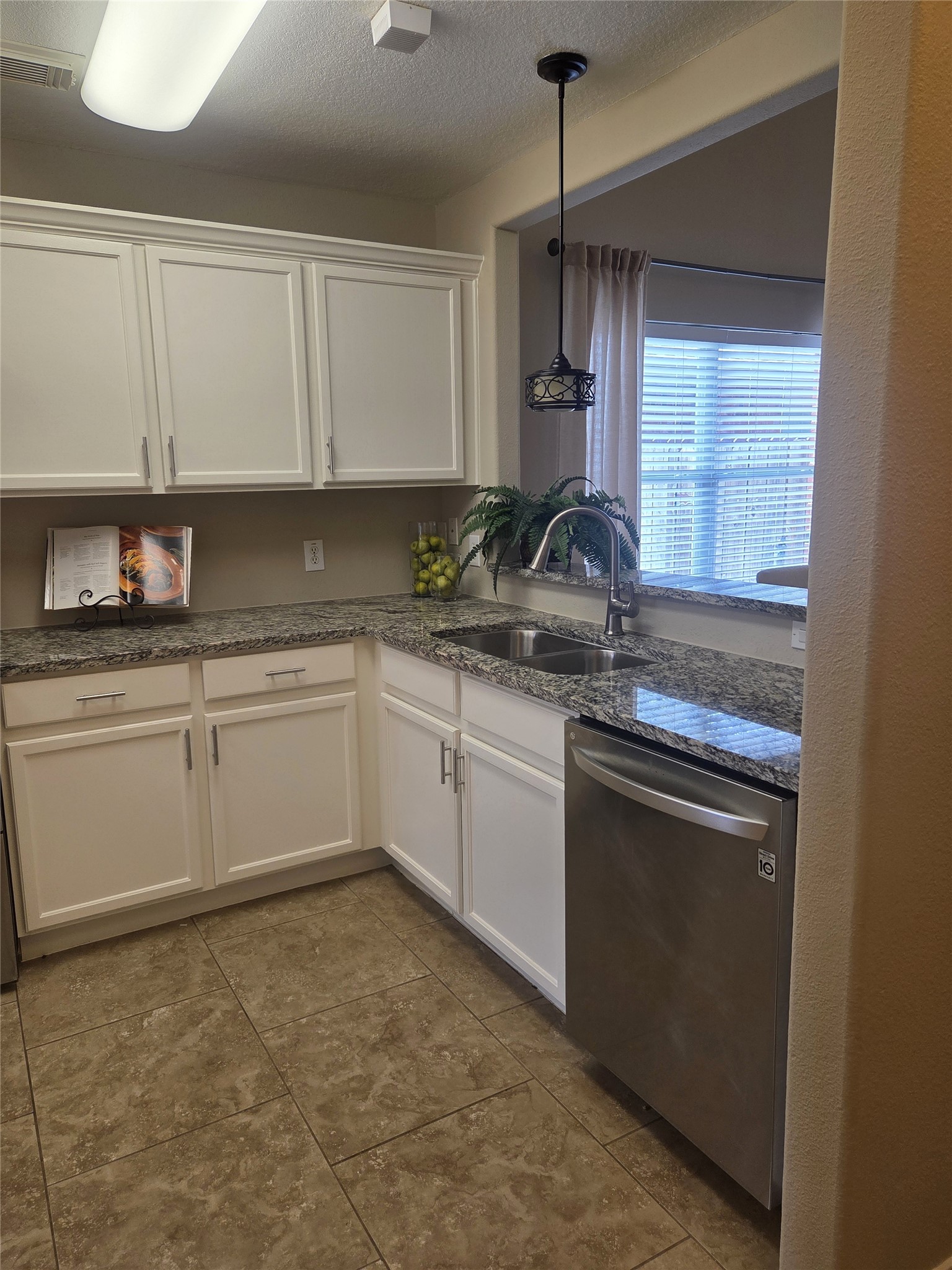 10143 Antelope Alley SW, Missouri City, TX 77459