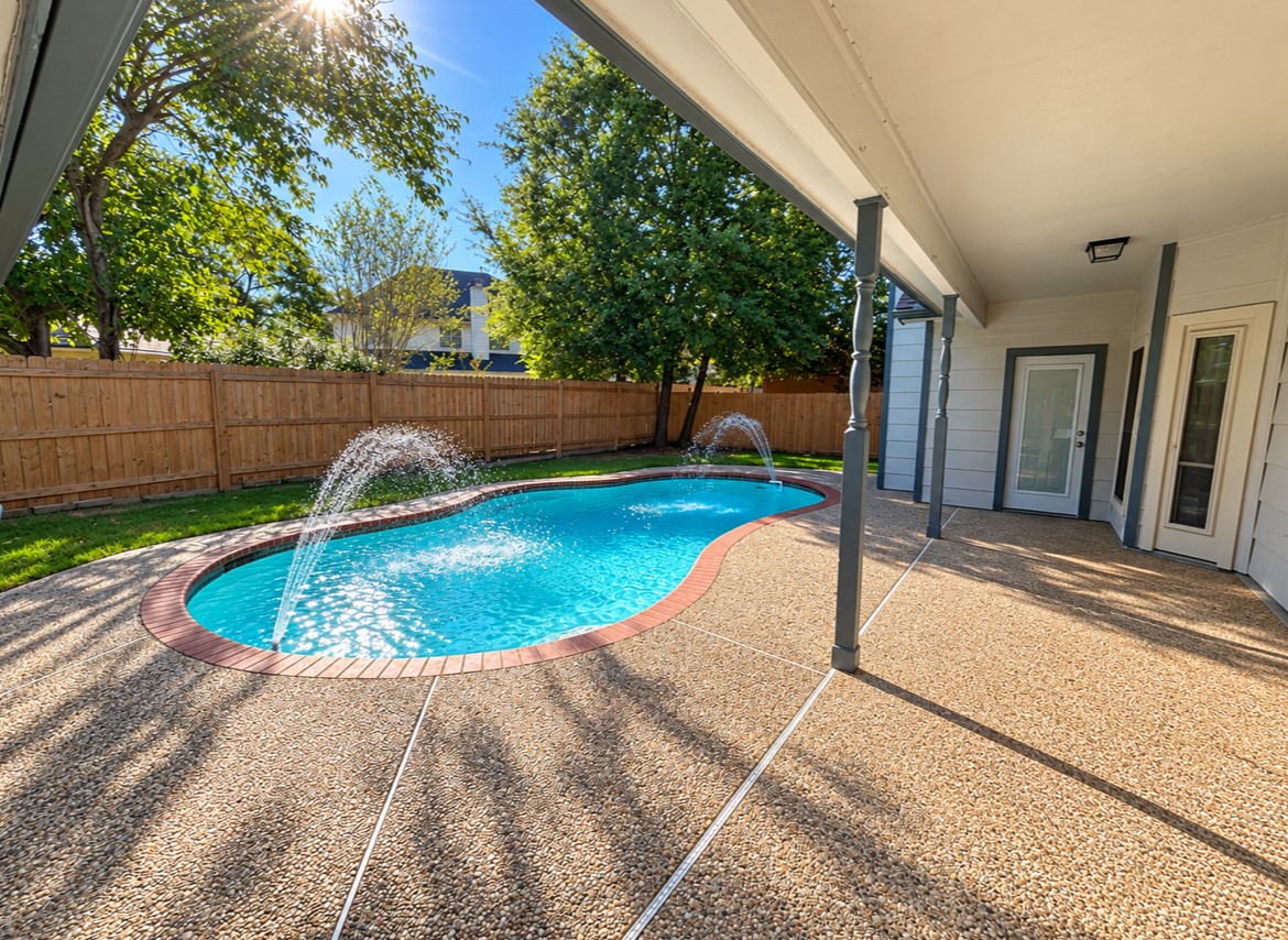 19122 Putting Green Drive, Humble, TX 77346