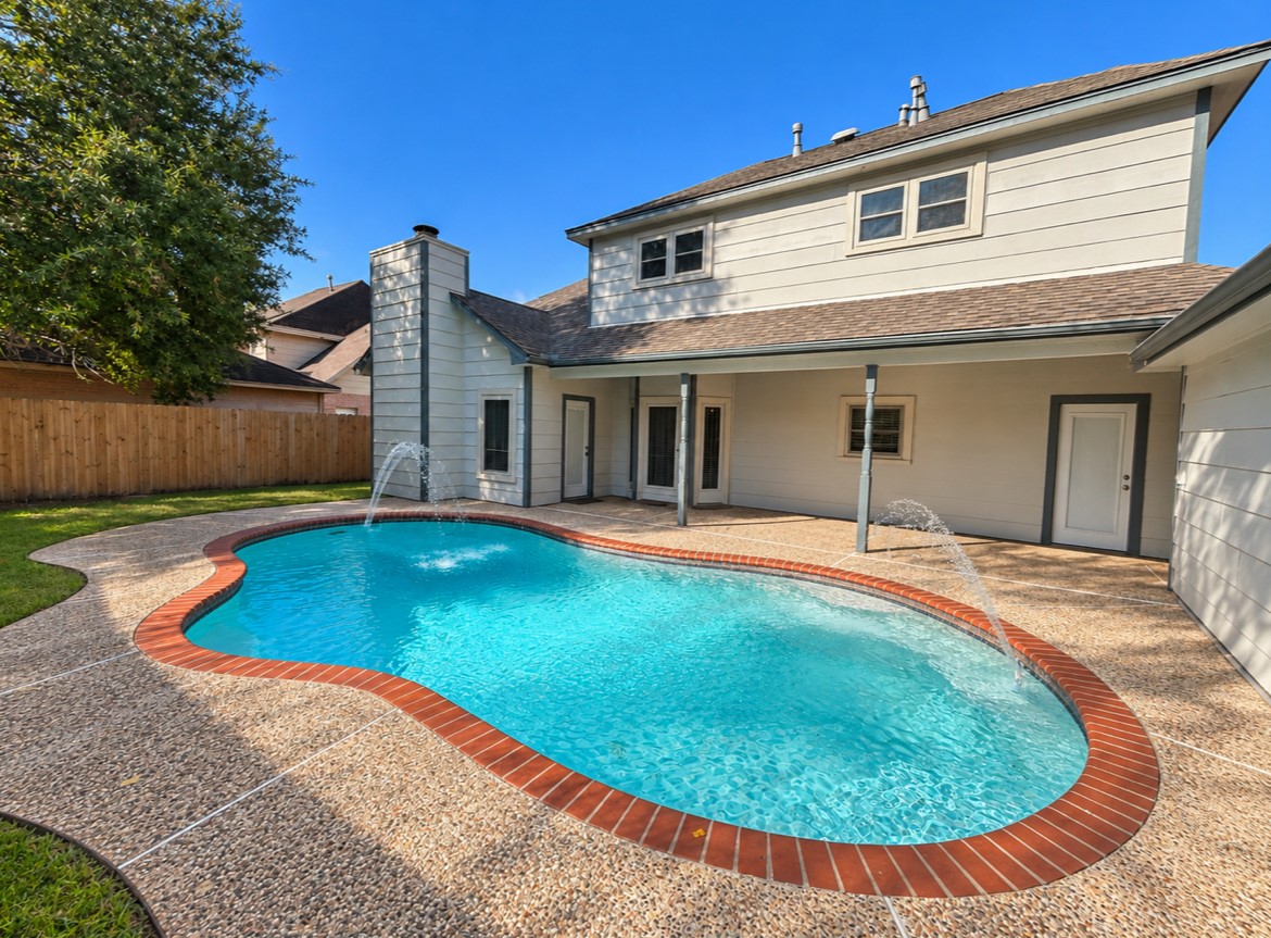 19122 Putting Green Drive, Humble, TX 77346
