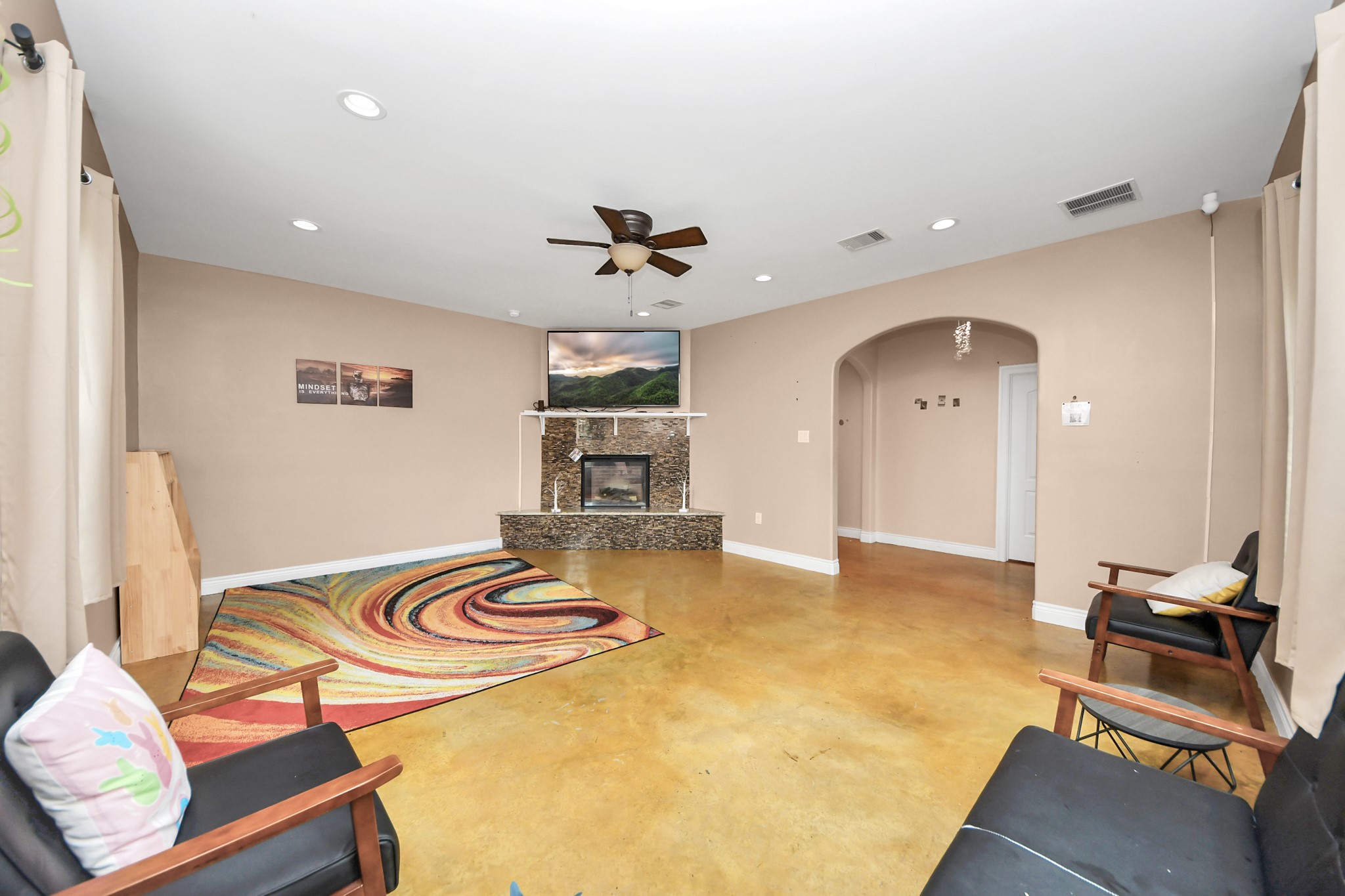 1202 Niagara Street, Houston, TX 77051 1202 Niagara Street, Houston, TX 77051