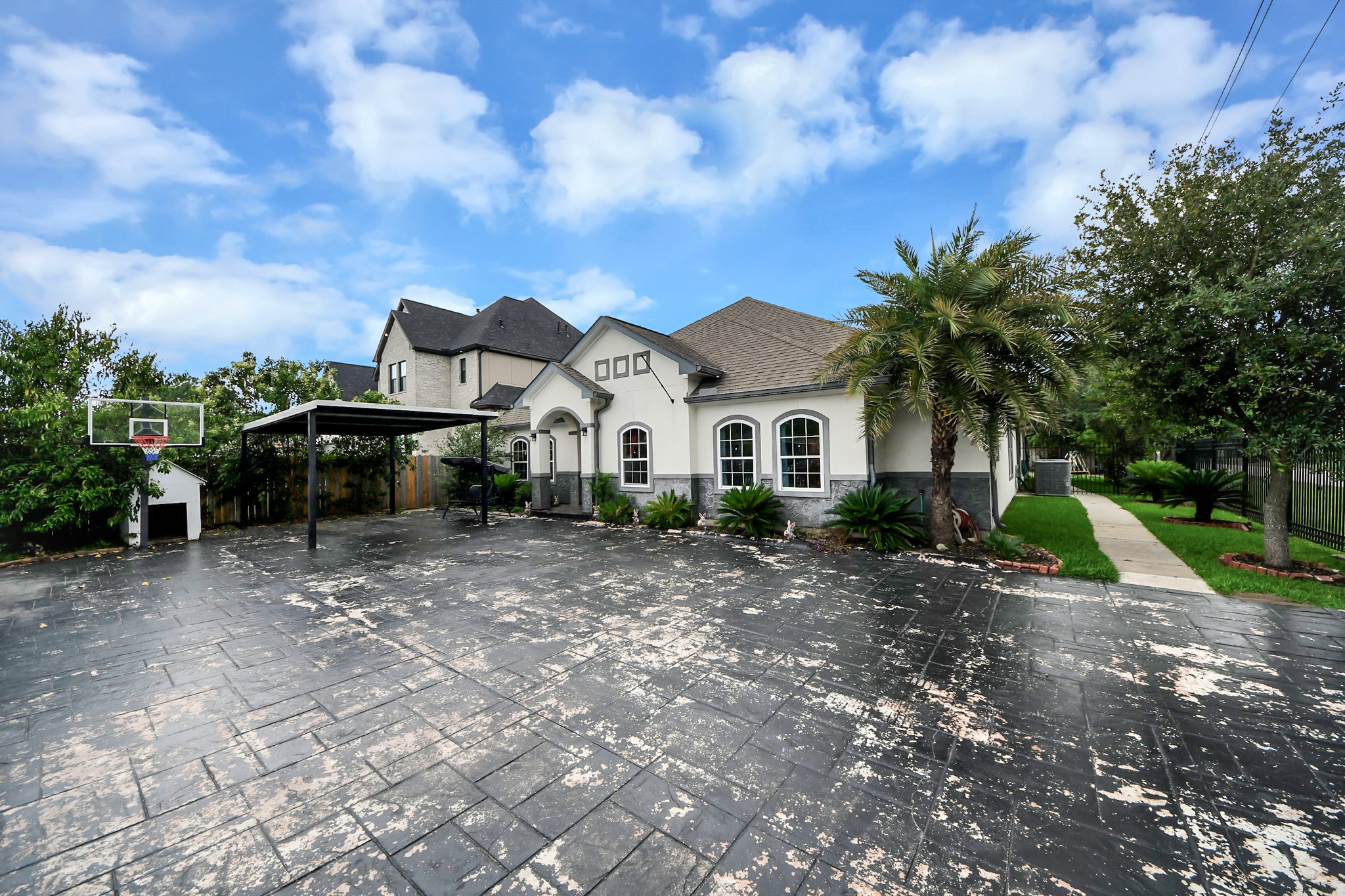 1202 Niagara Street, Houston, TX 77051 1202 Niagara Street, Houston, TX 77051