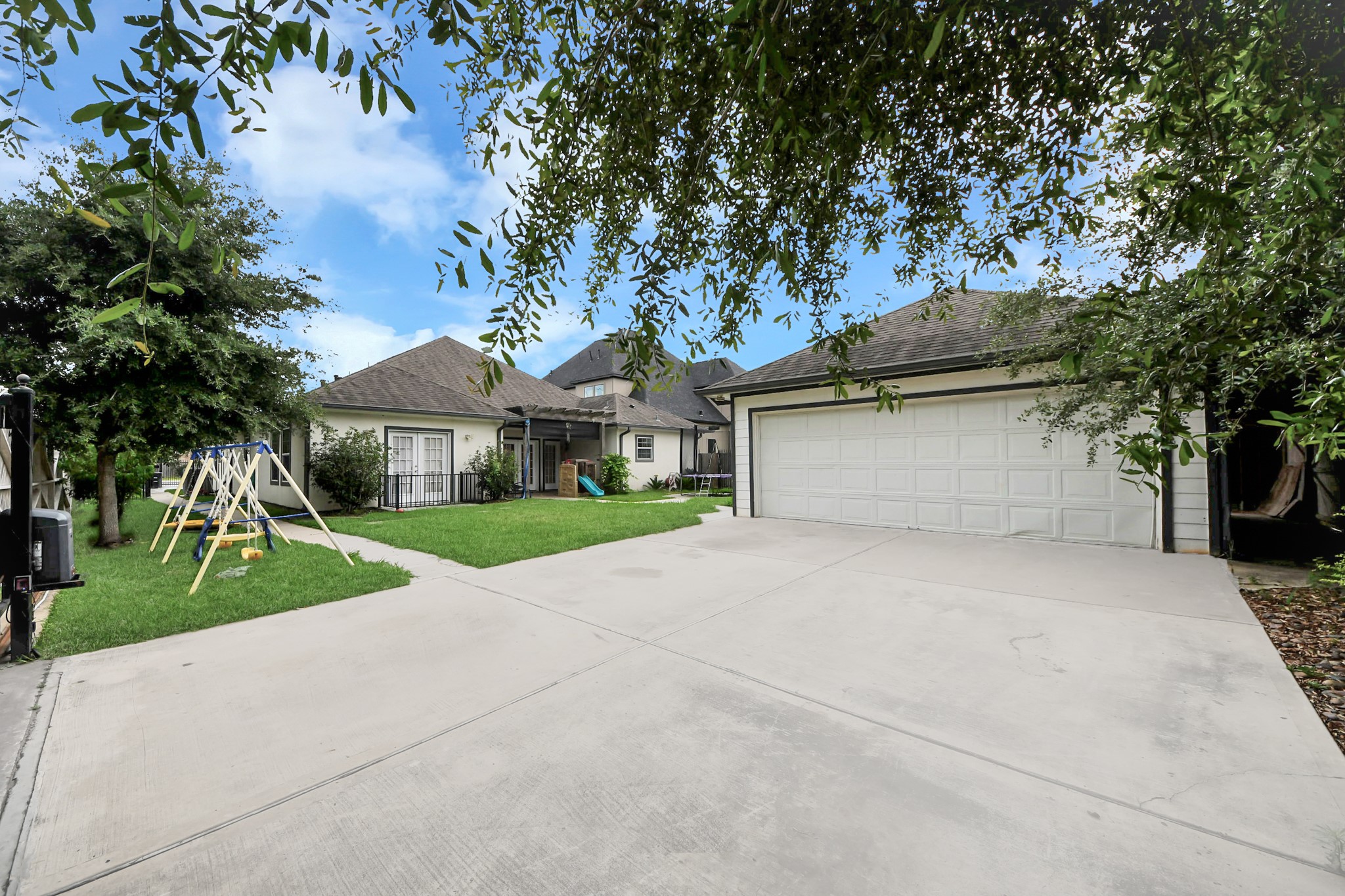 1202 Niagara Street, Houston, TX 77051 1202 Niagara Street, Houston, TX 77051