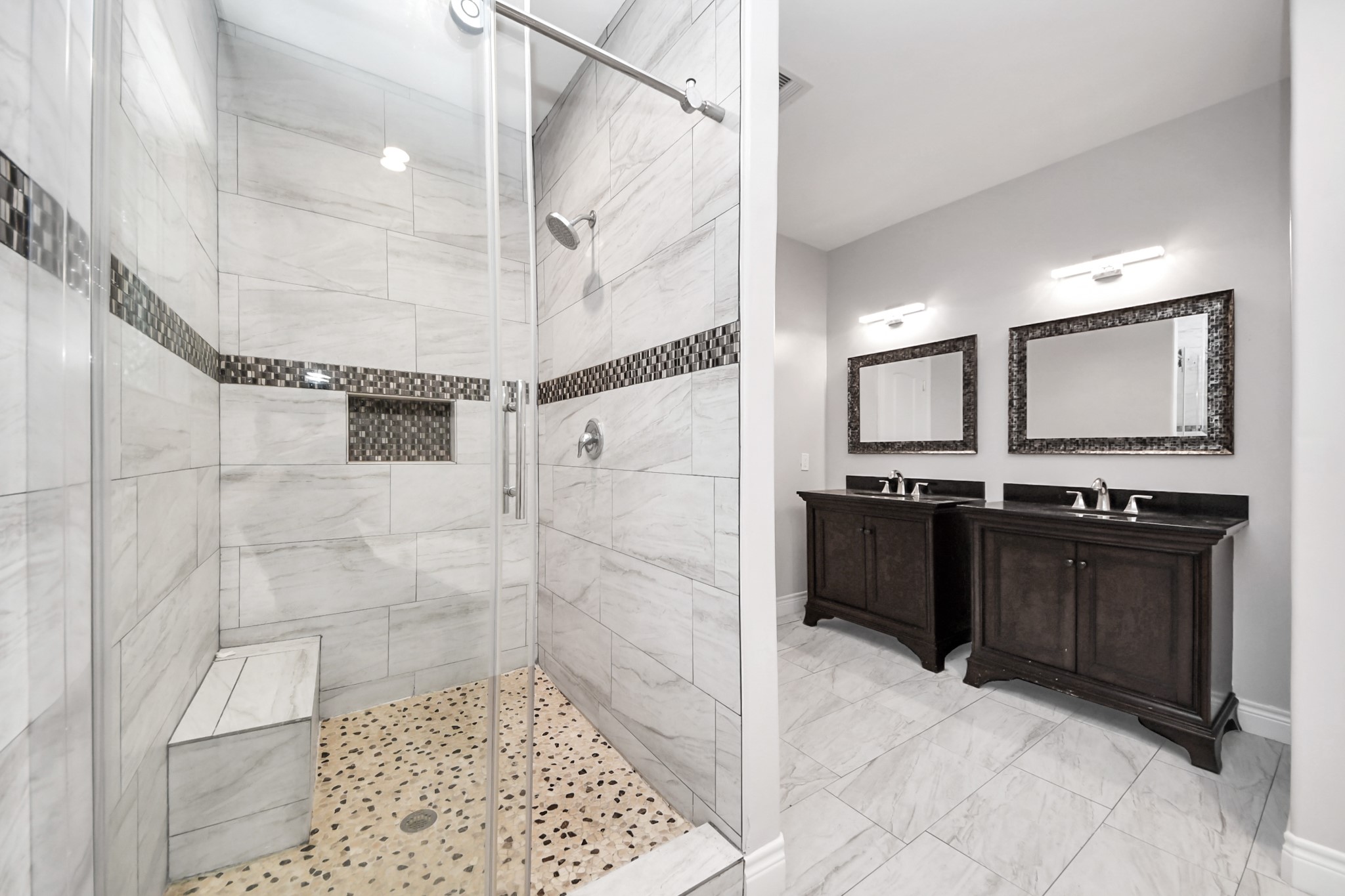 1202 Niagara Street, Houston, TX 77051