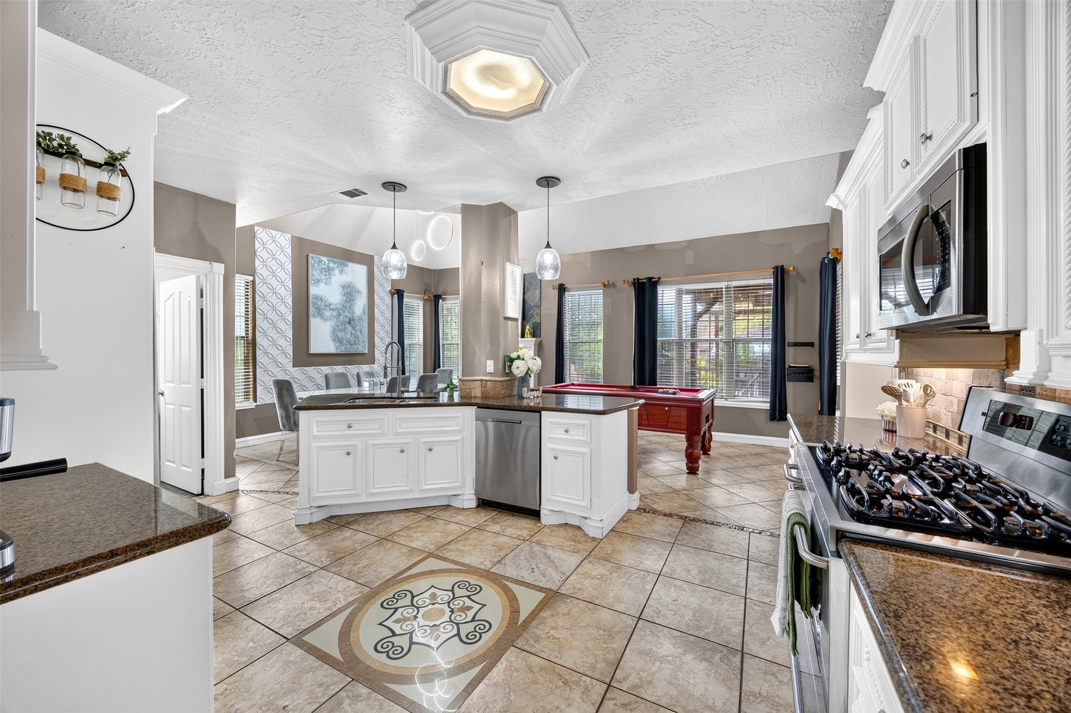 21427 Tophill Drive, Spring, TX 77388