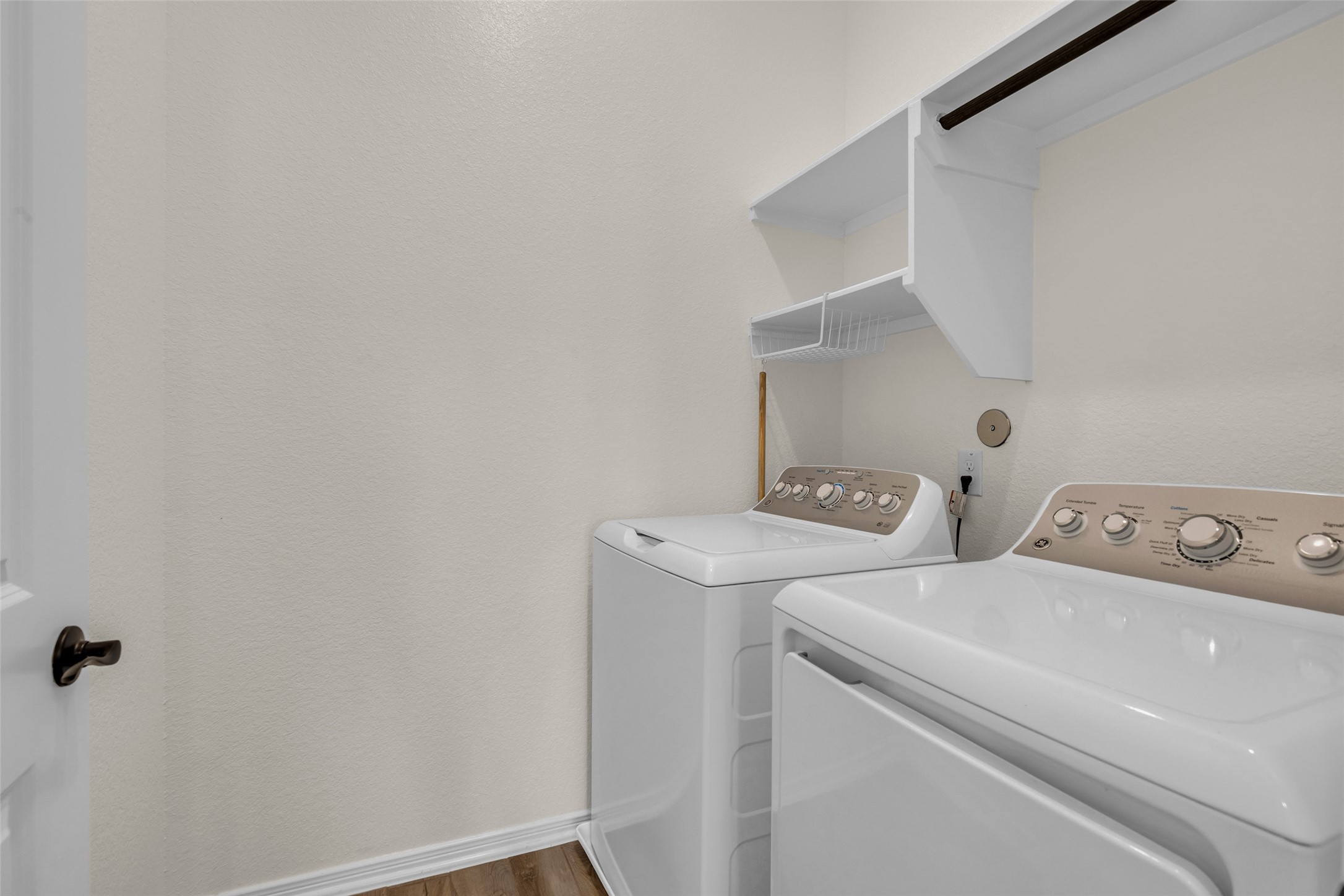 107 W Coralburst Loop, Montgomery, TX 77316