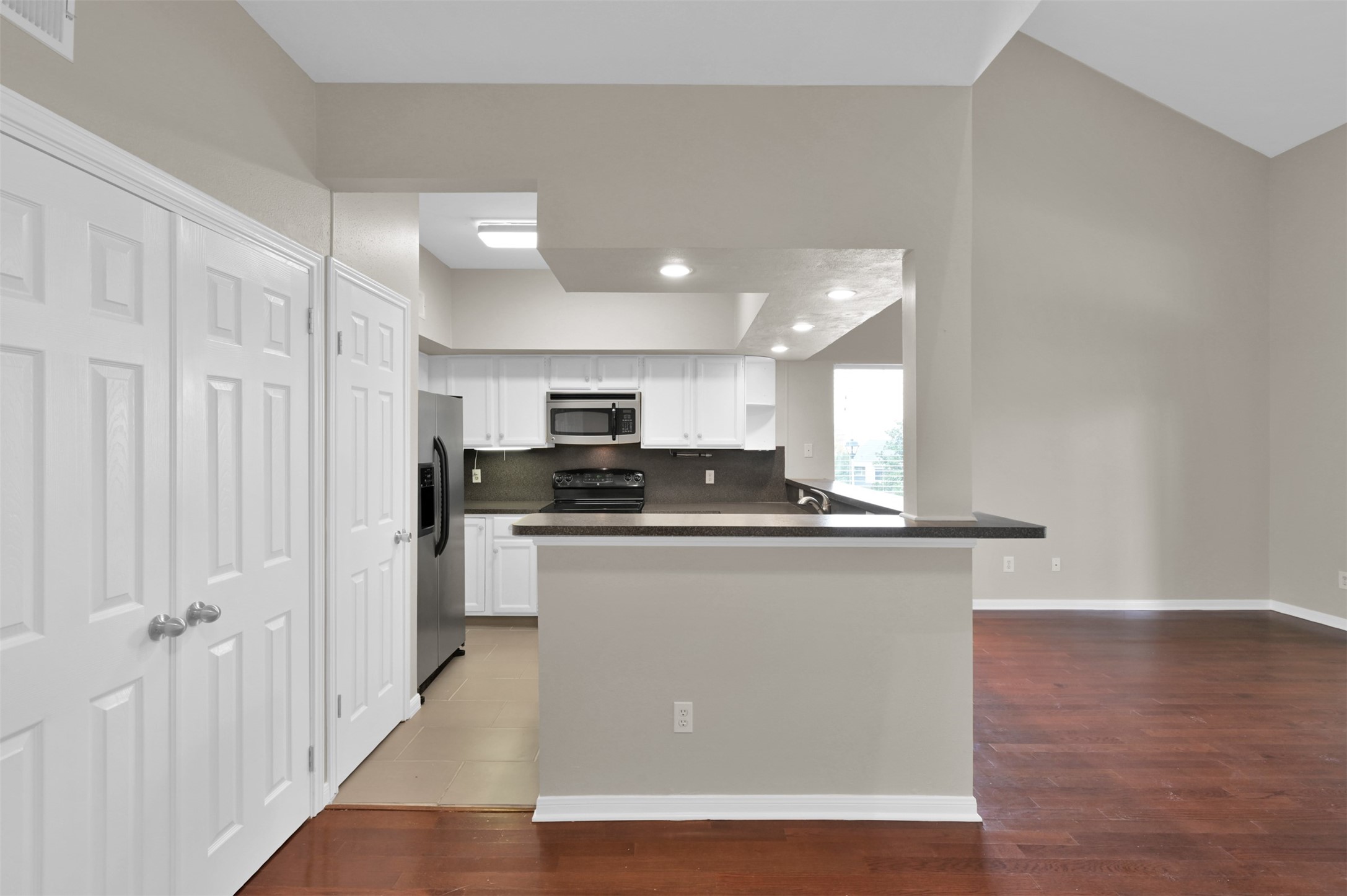 132 April Point Drive S, Conroe, TX 77356