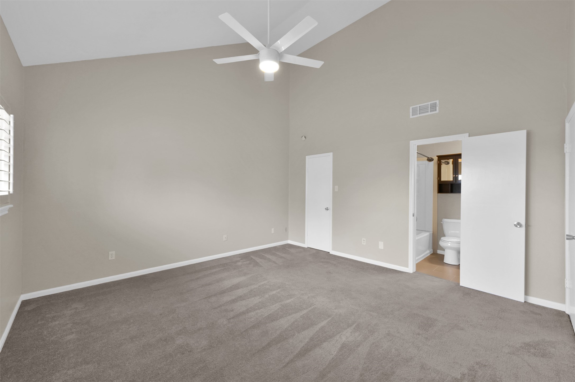 132 April Point Drive S, Conroe, TX 77356