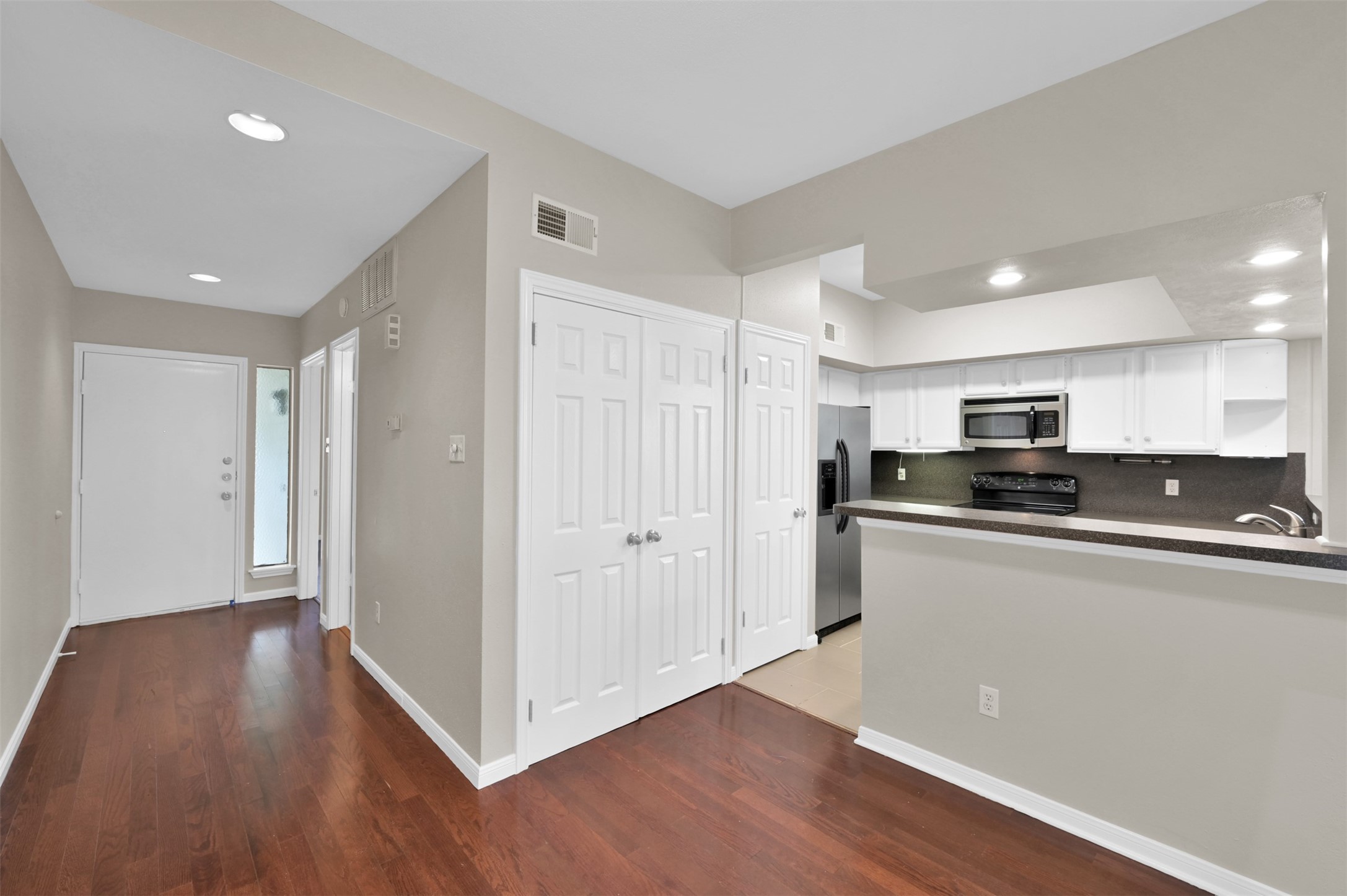 132 April Point Drive S, Conroe, TX 77356