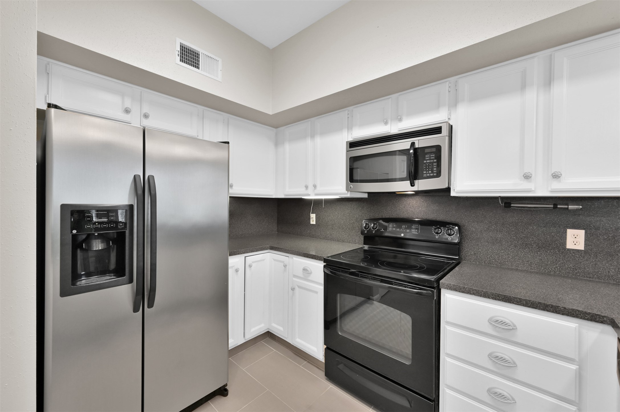 132 April Point Drive S, Conroe, TX 77356