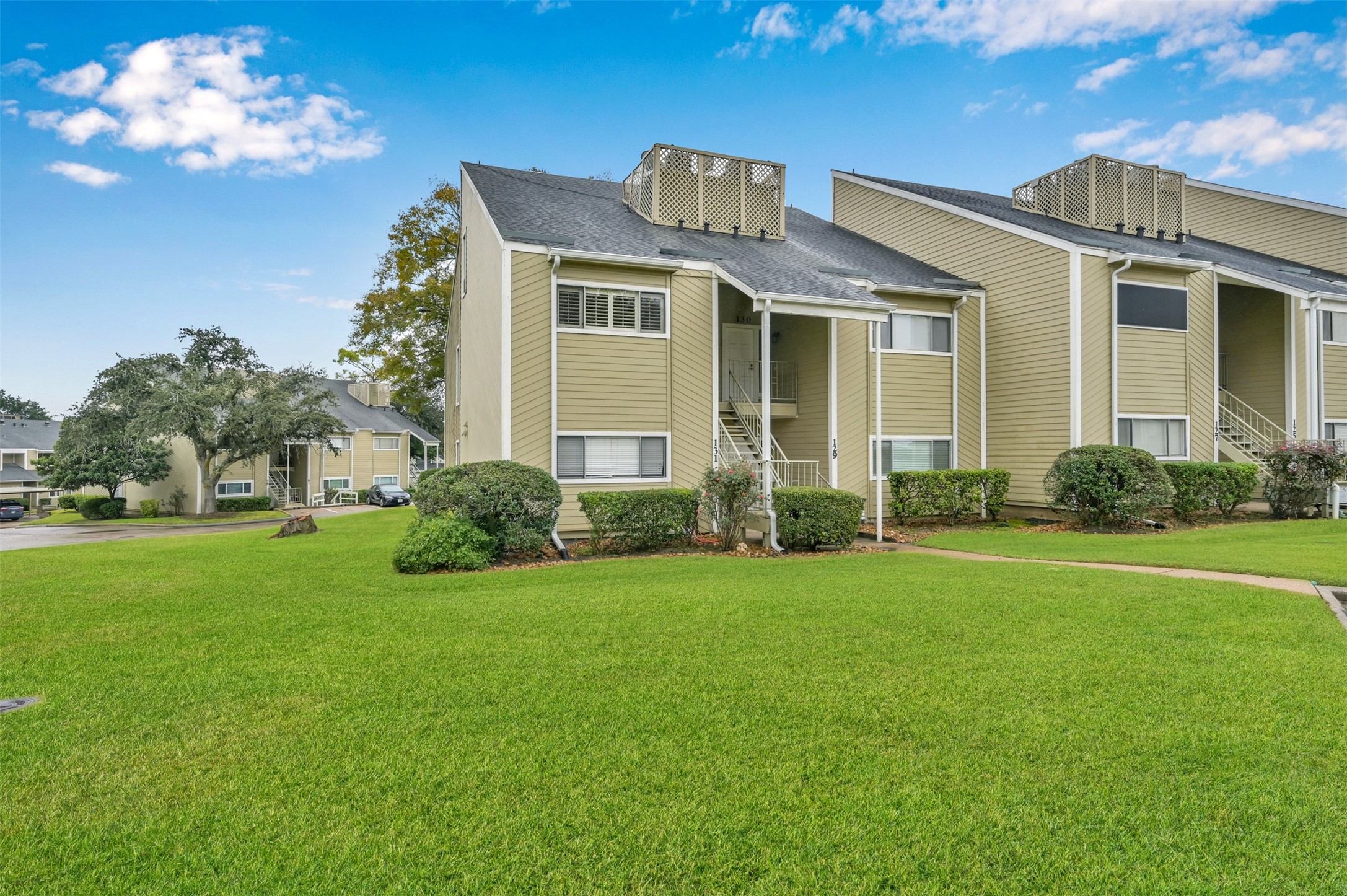 132 April Point Drive S, Conroe, TX 77356