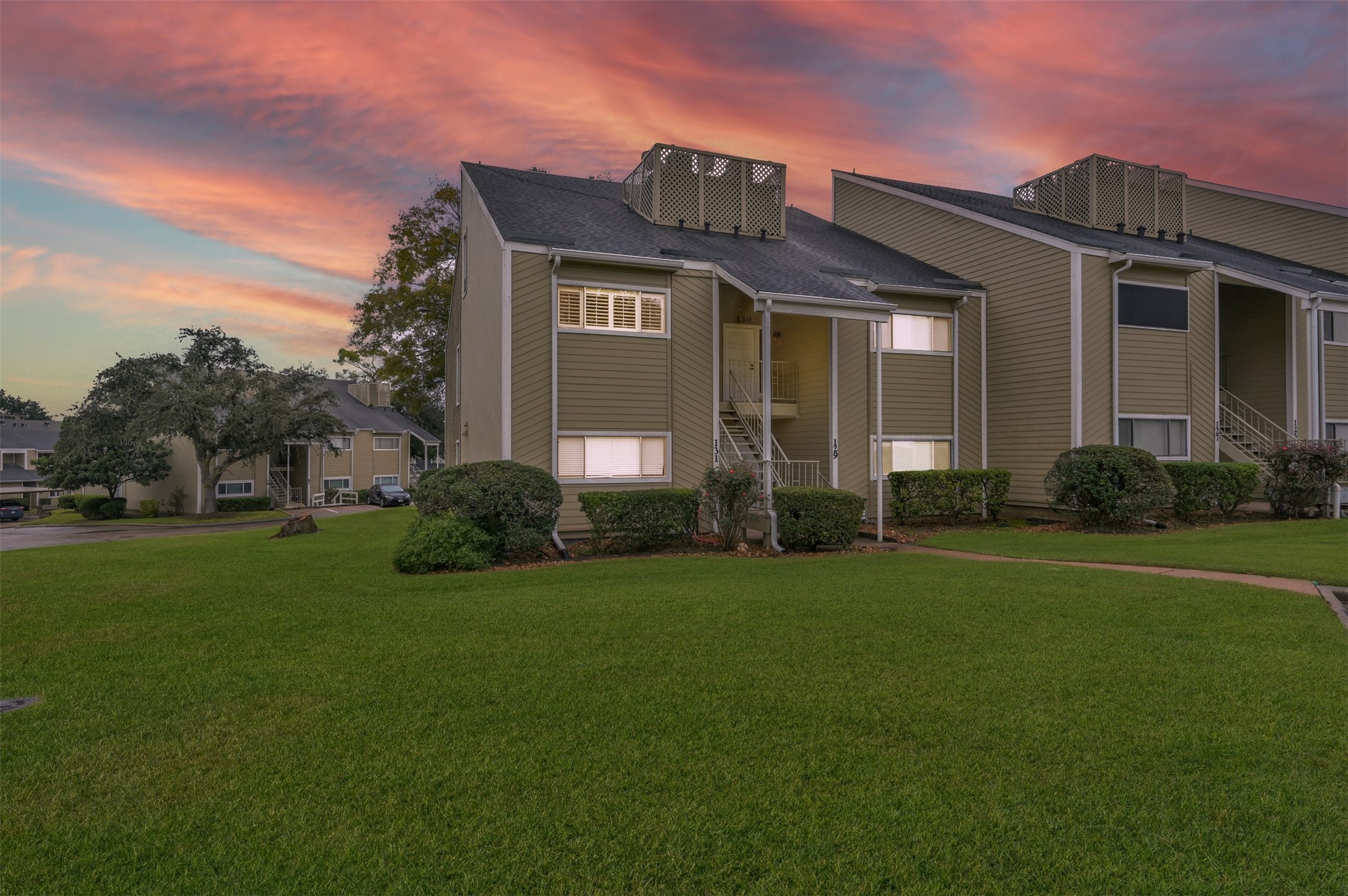 132 April Point Drive S, Conroe, TX 77356 132 April Point Drive S, Conroe, TX 77356
