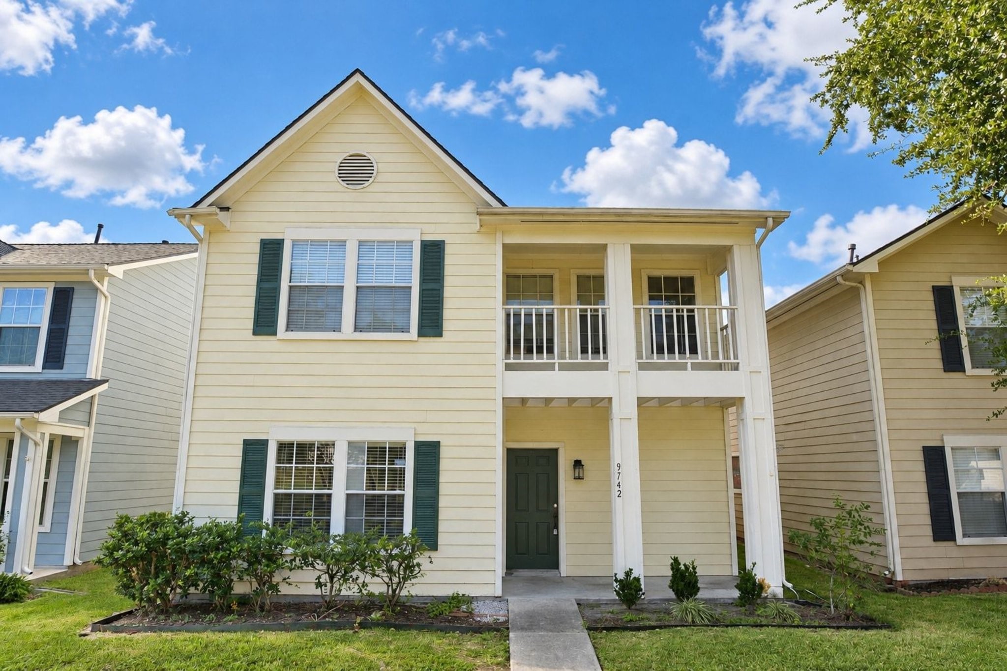 9742 Farrell Drive, Houston, TX 77070