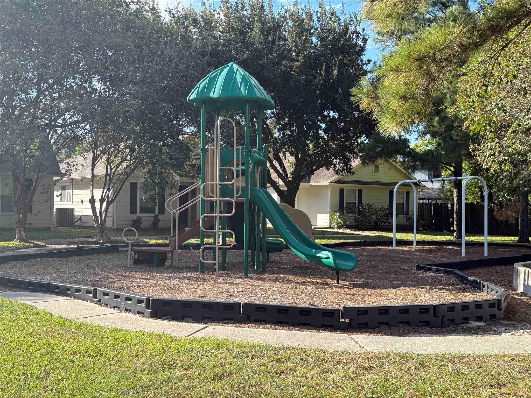 9742 Farrell Drive, Houston, TX 77070