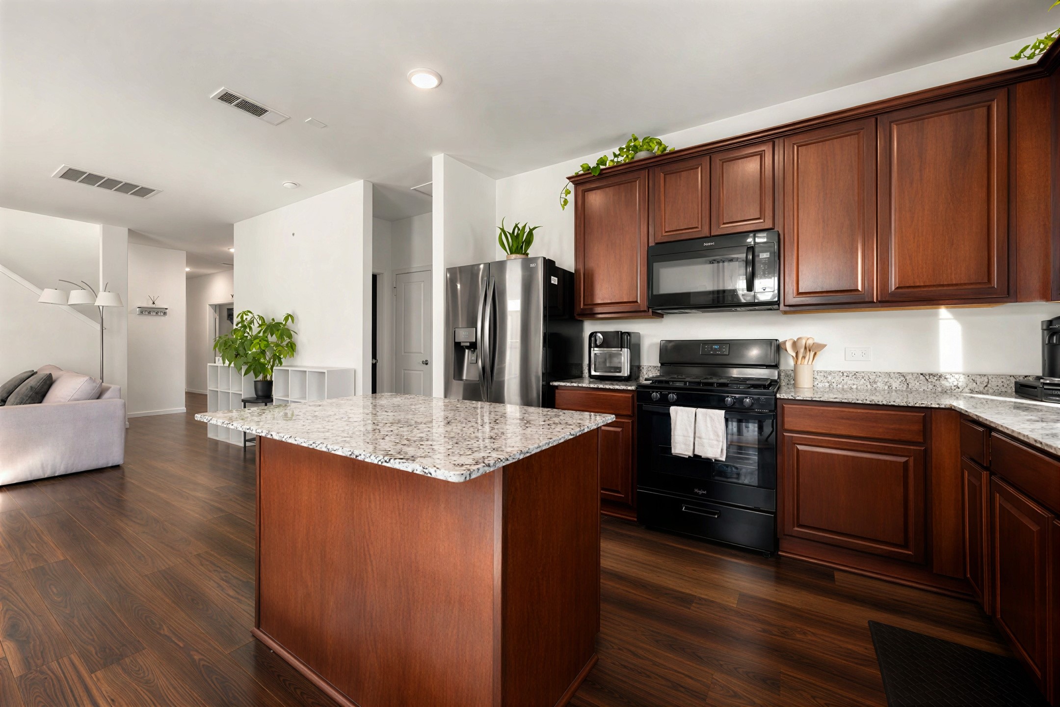 120 Shadow Leaf Trail, Willis, TX 77378