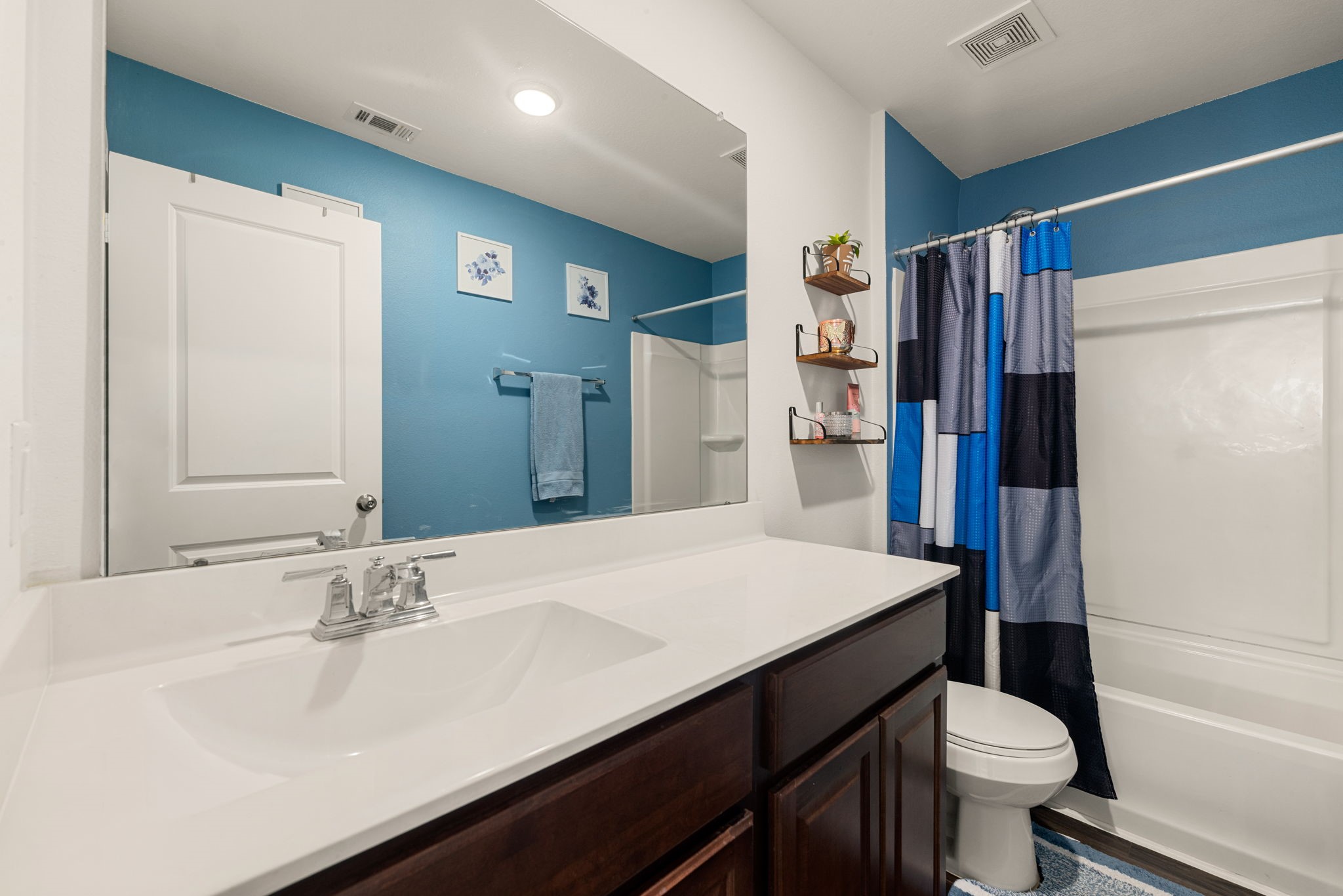 120 Shadow Leaf Trail, Willis, TX 77378